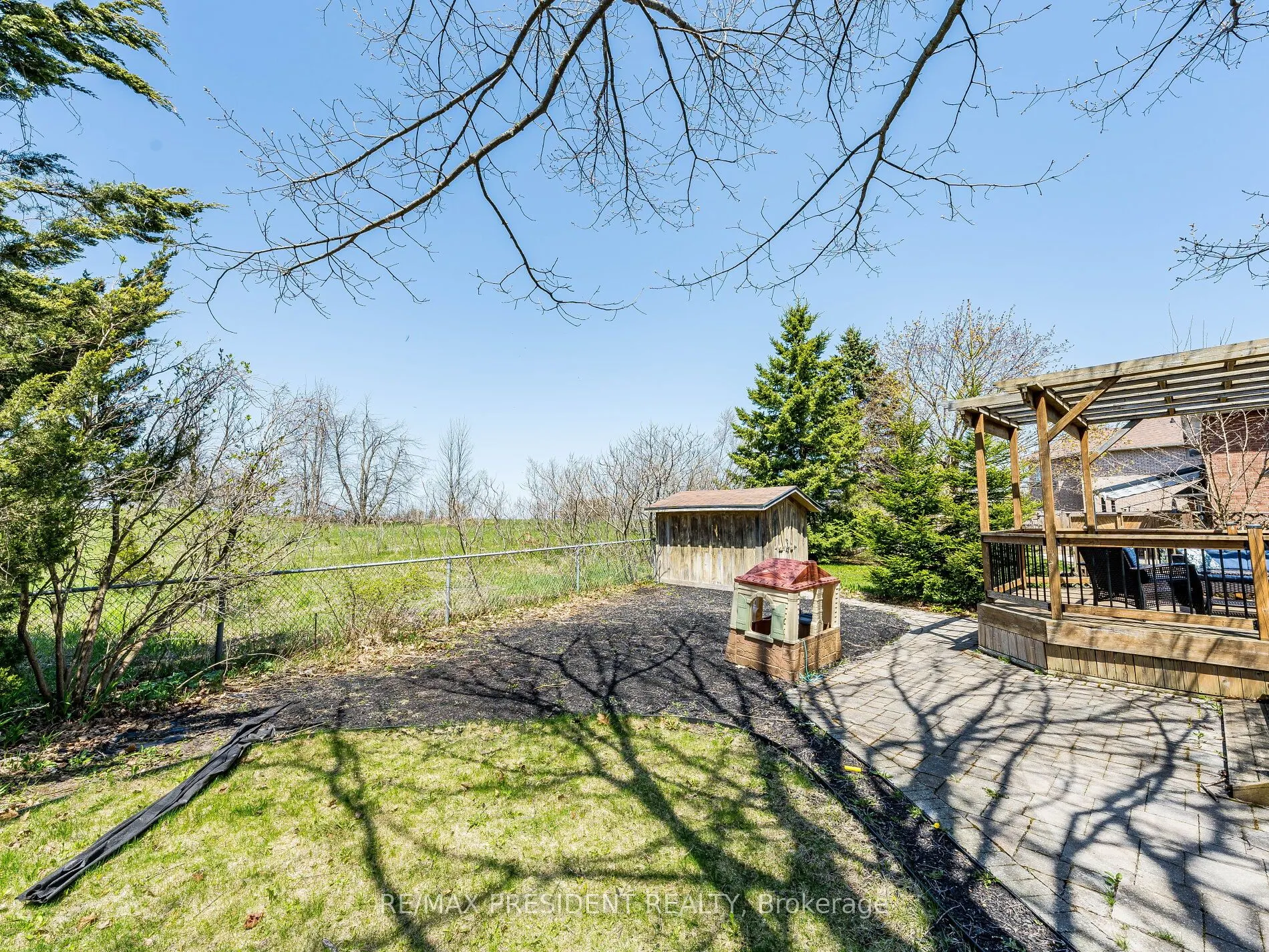 45 Grasett Crescent
