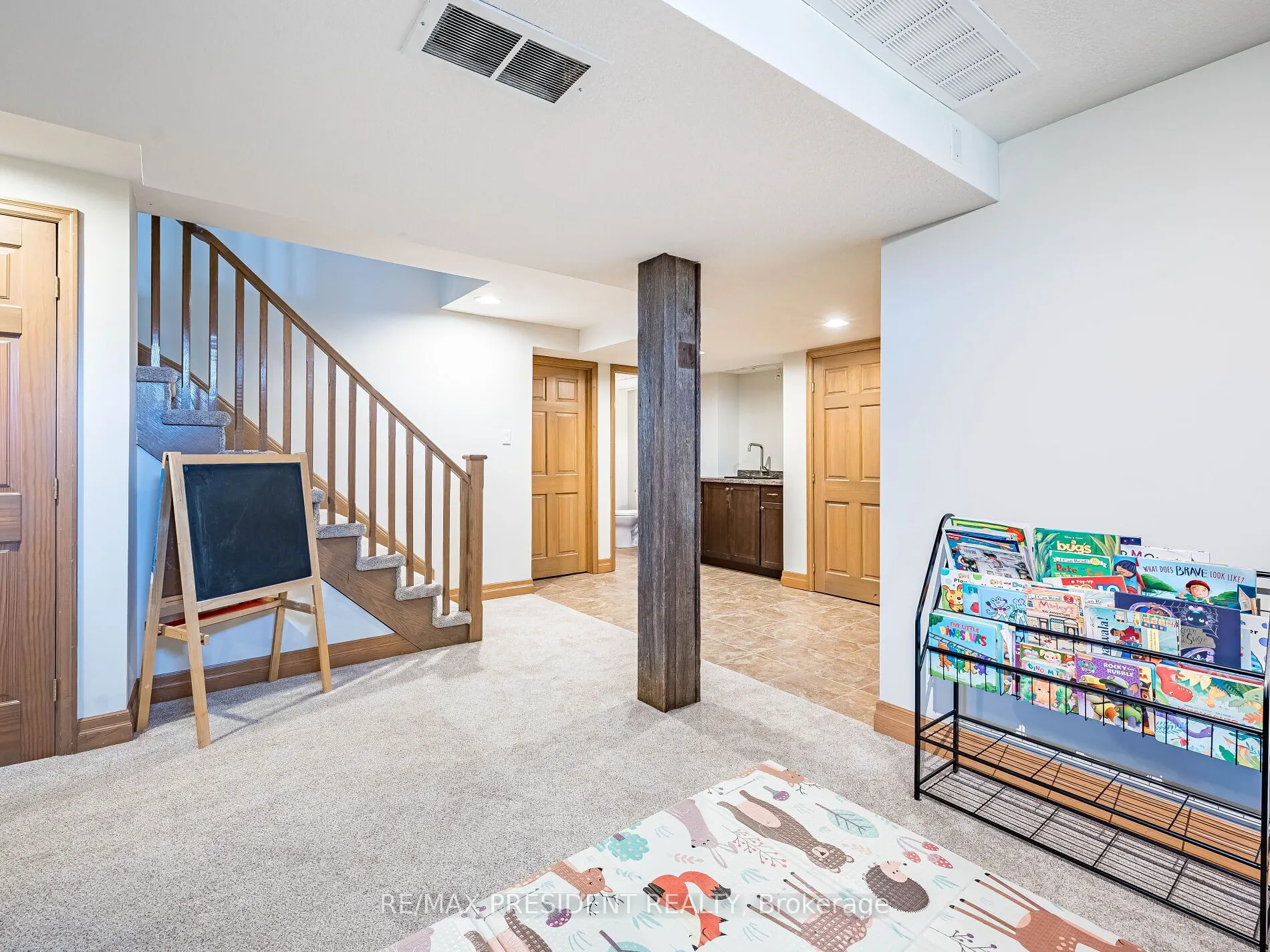 45 Grasett Crescent