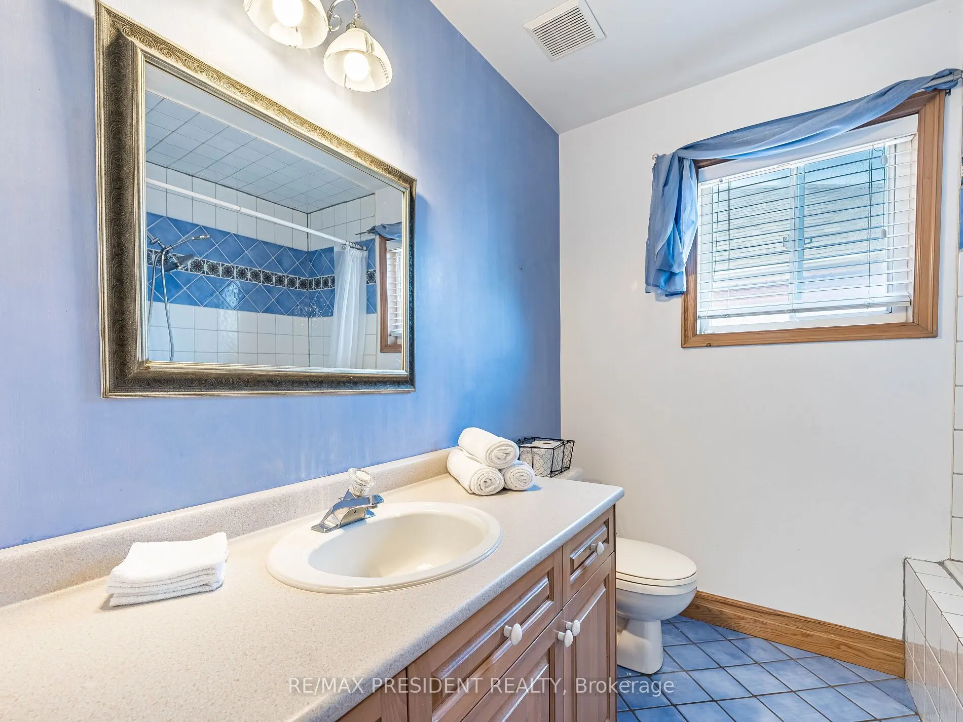45 Grasett Crescent
