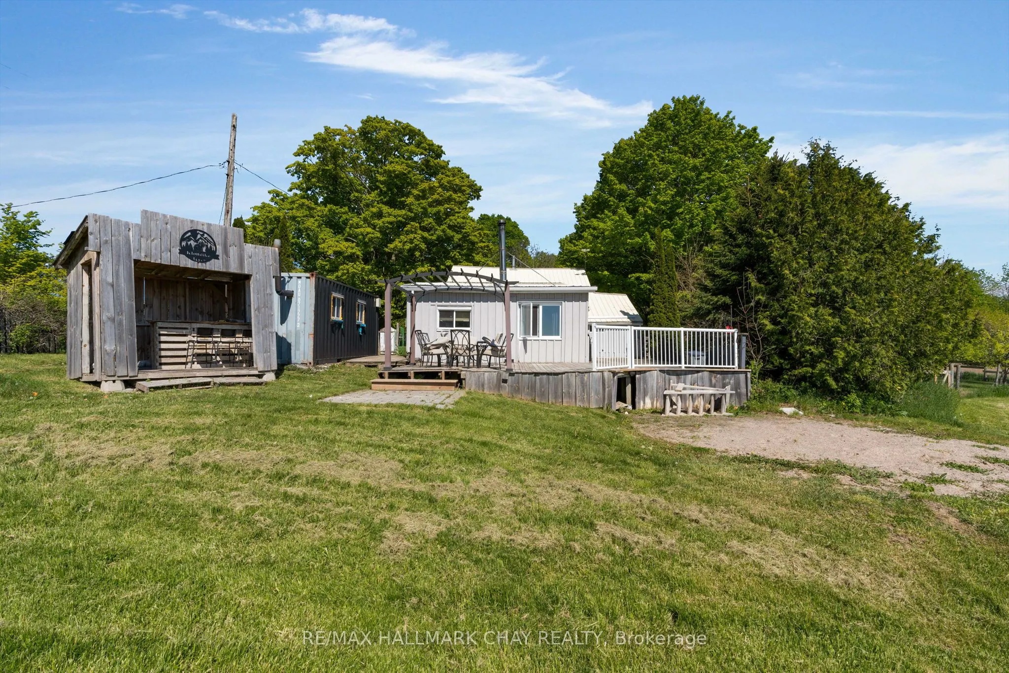 1424 Klondike Park Road