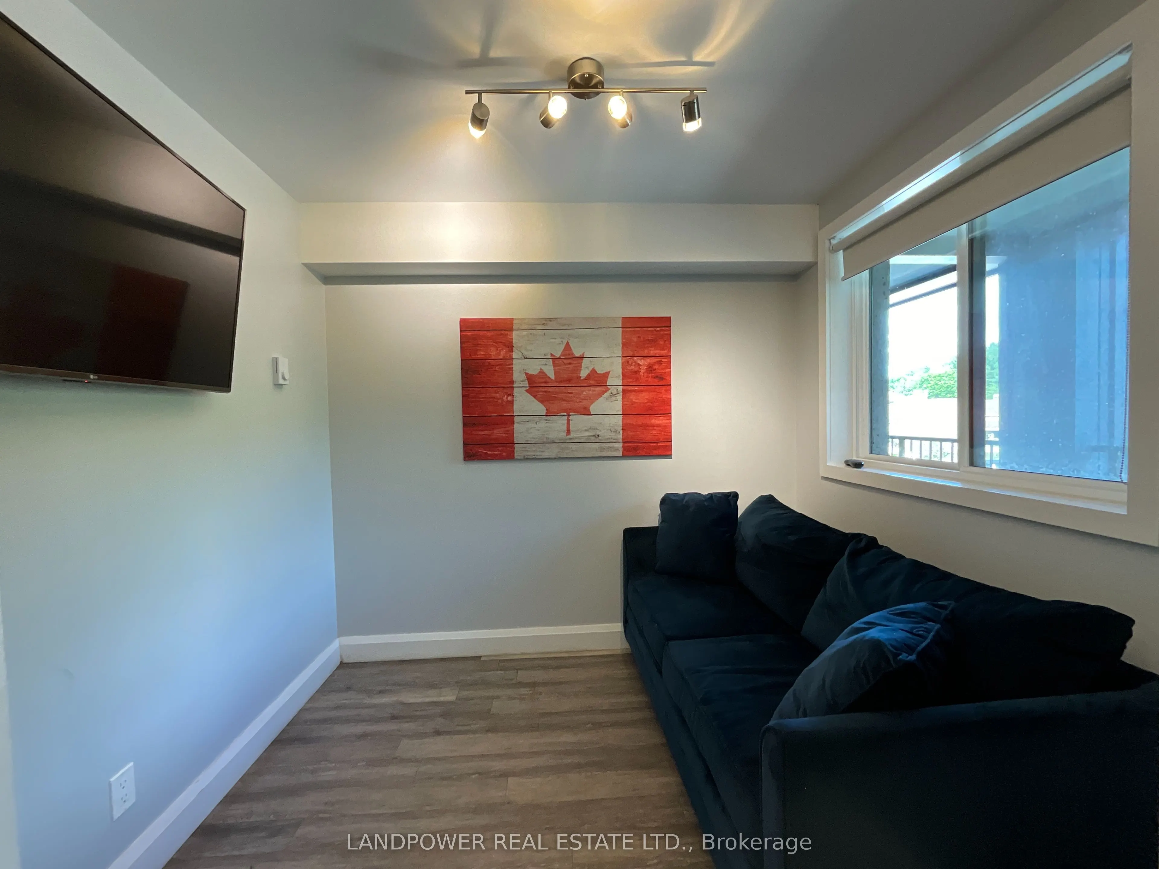 80 Horseshoe Boulevard #403