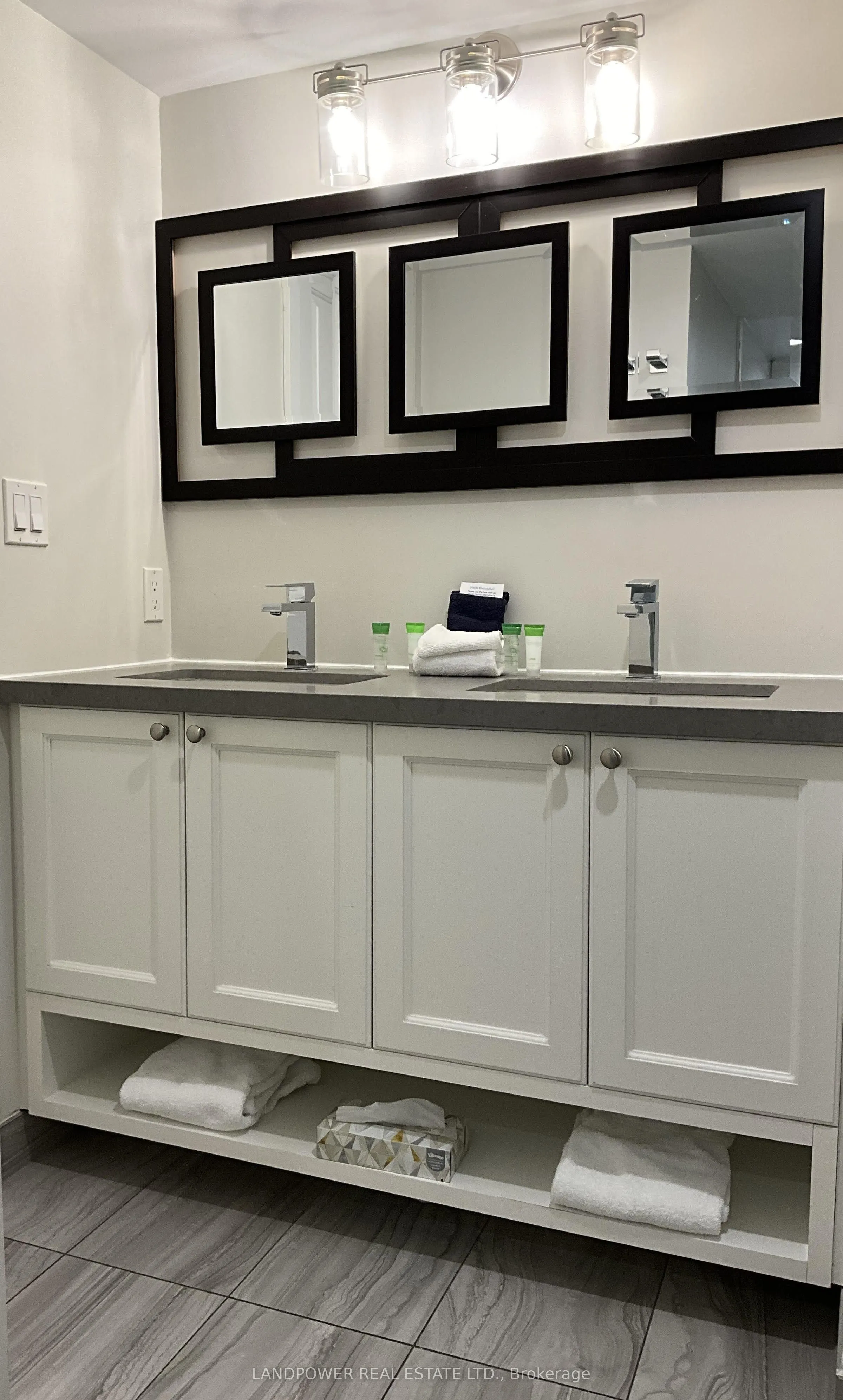 80 Horseshoe Boulevard #403