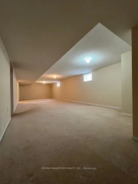 13 Commonwealth Road