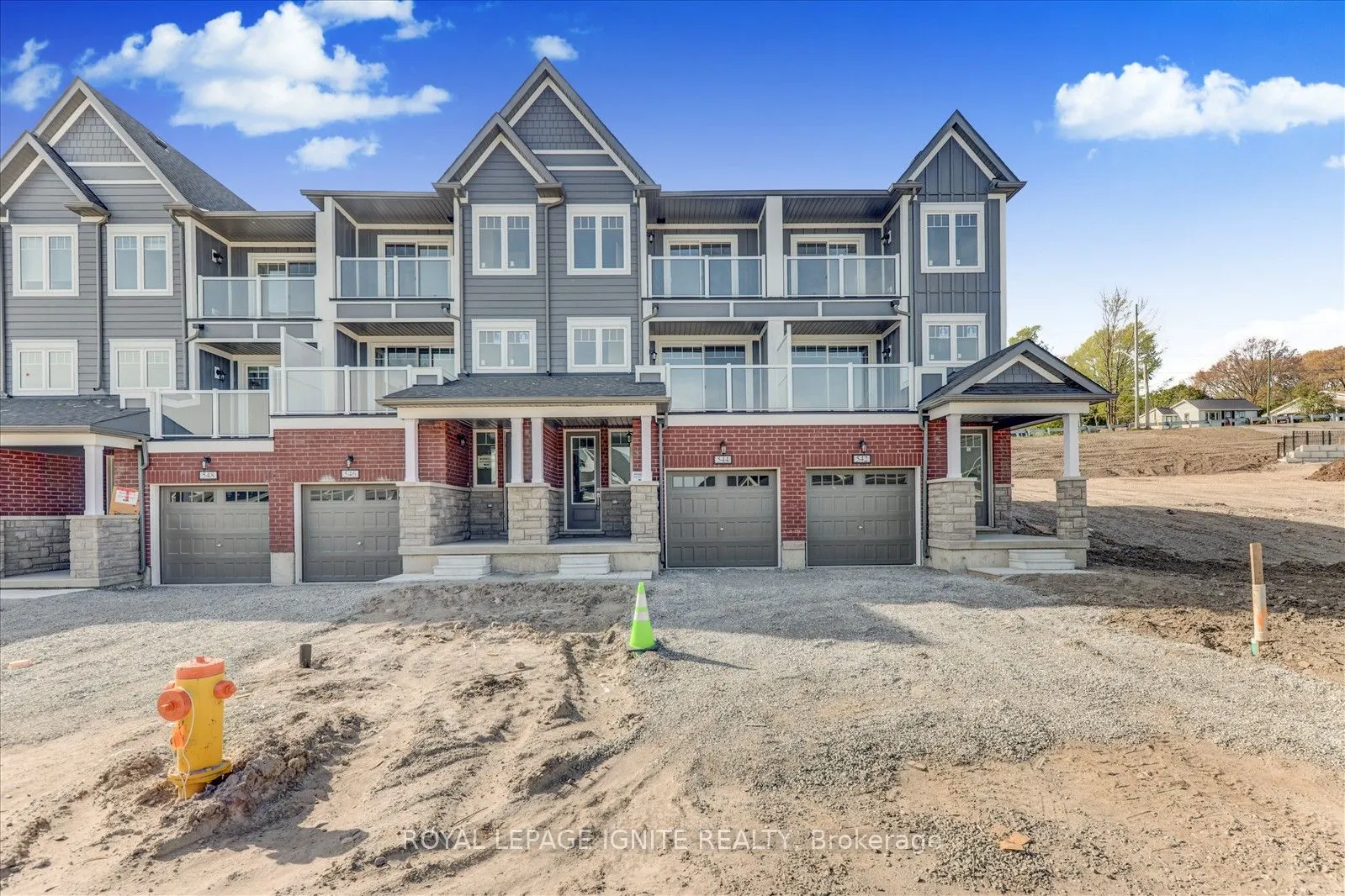 544 Hudson Crescent