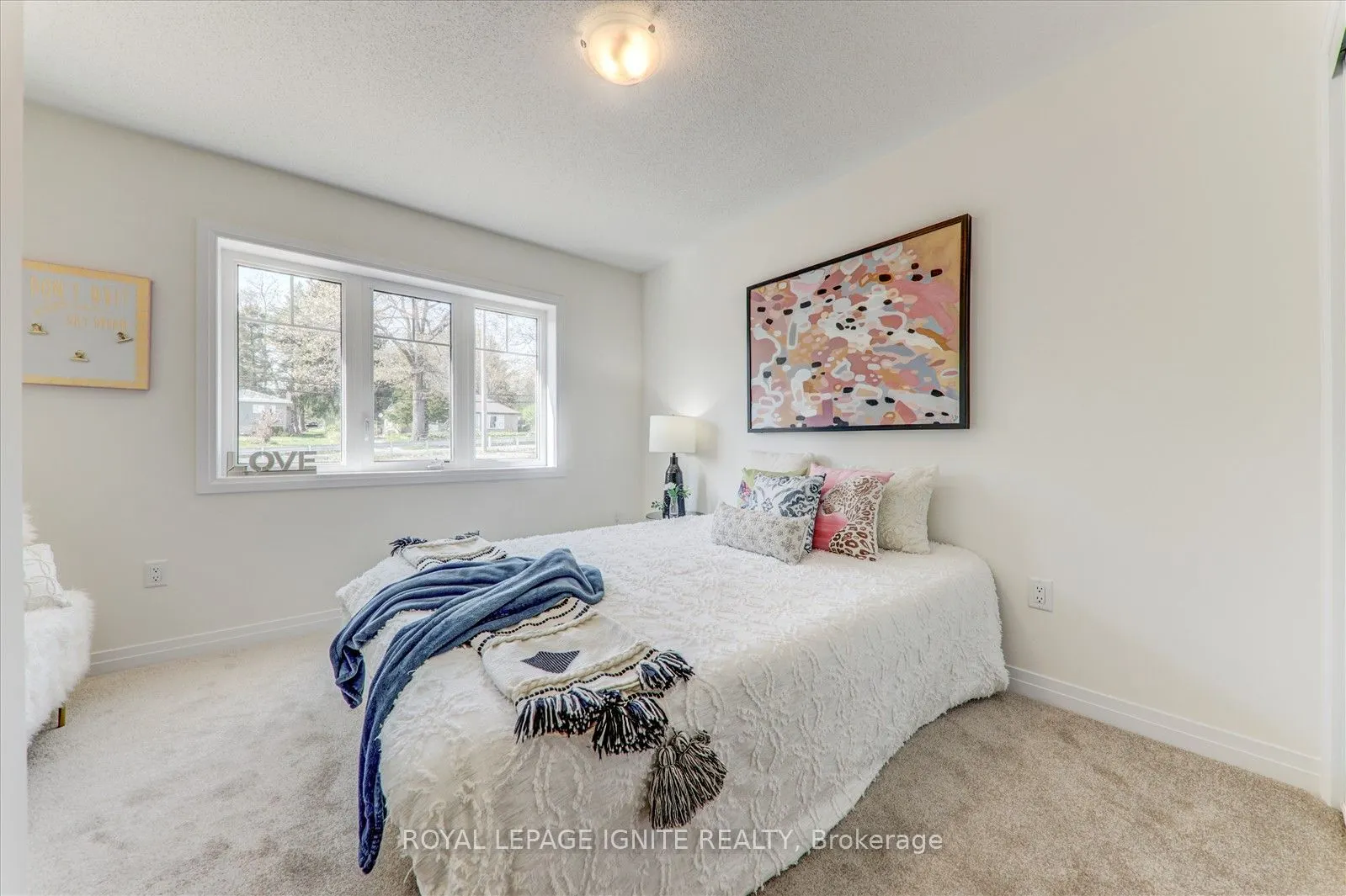 544 Hudson Crescent