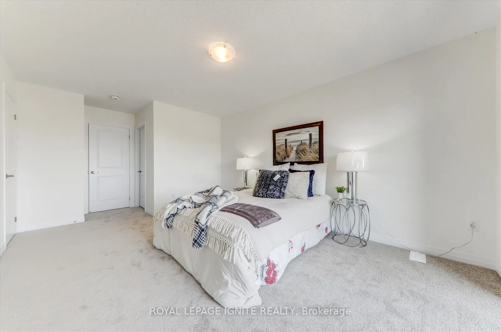 544 Hudson Crescent