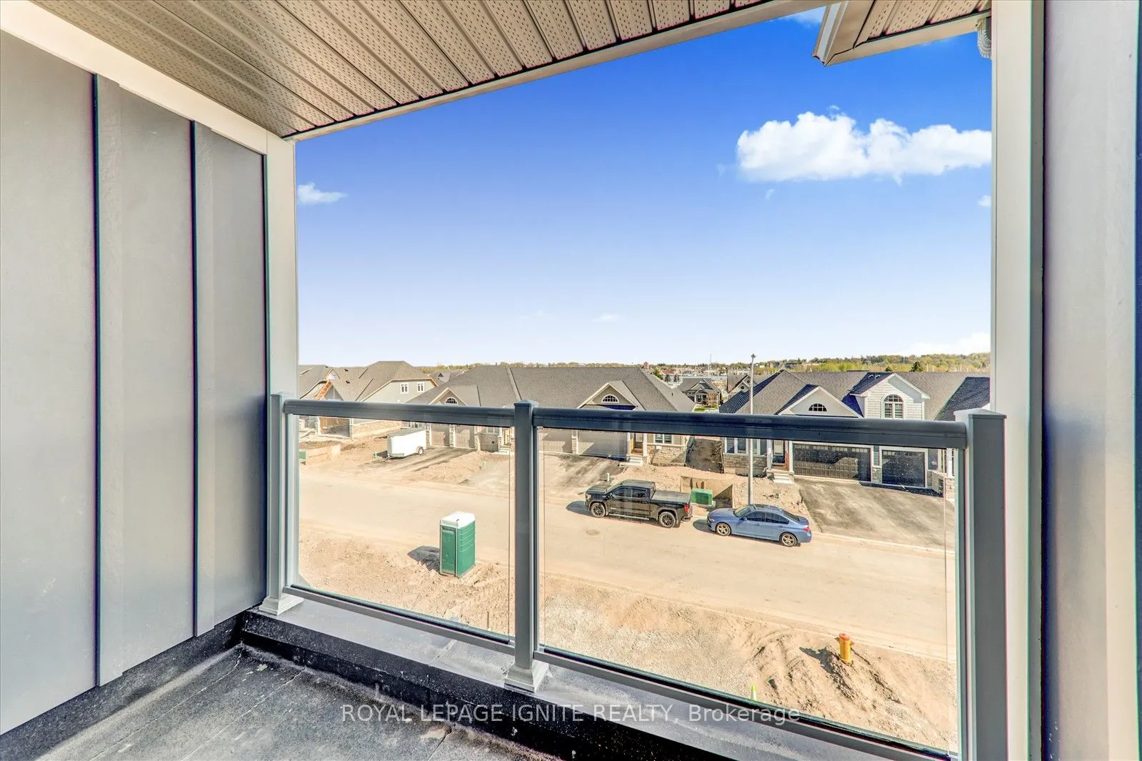 544 Hudson Crescent
