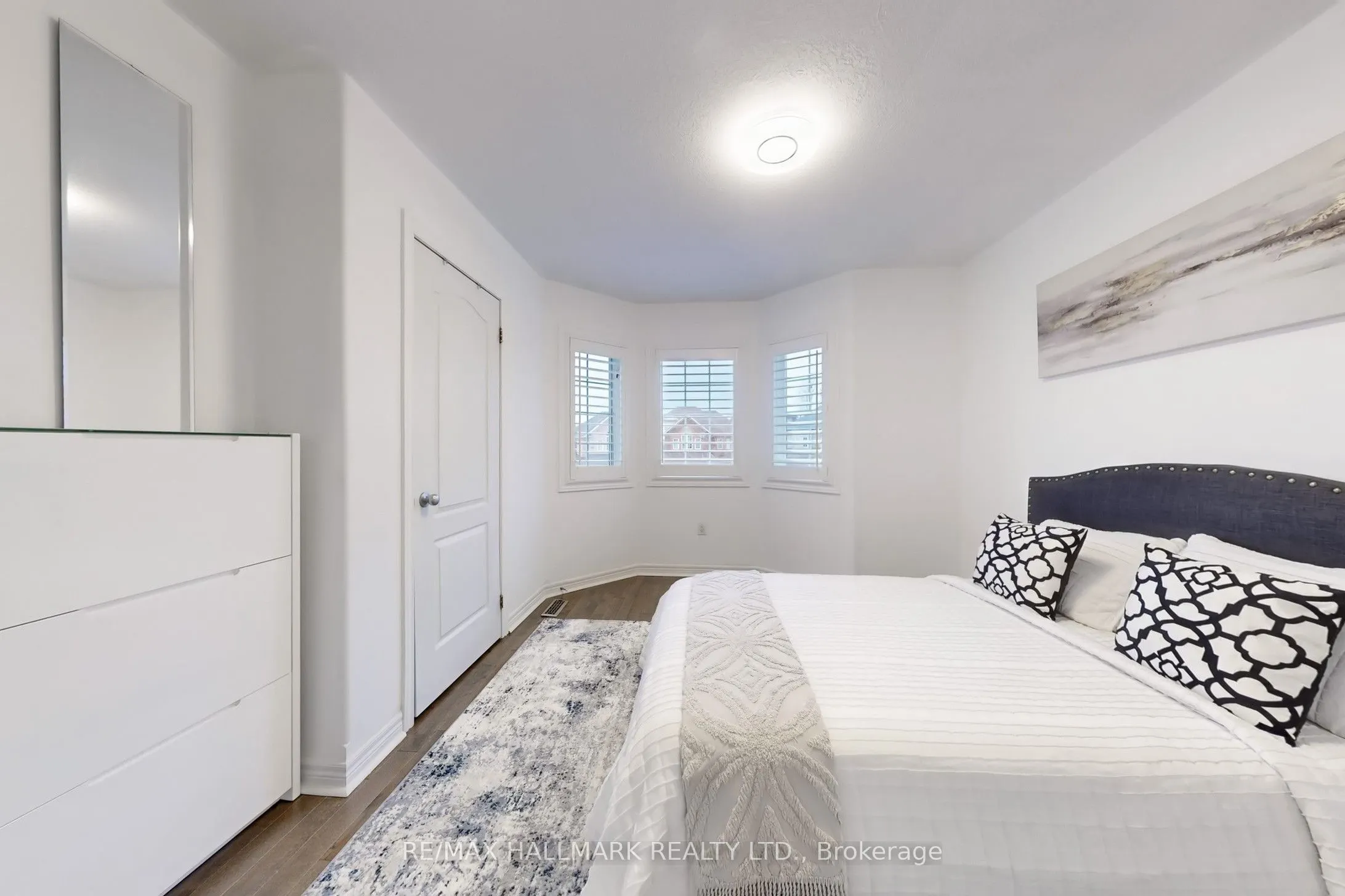 11 Kensington Trail