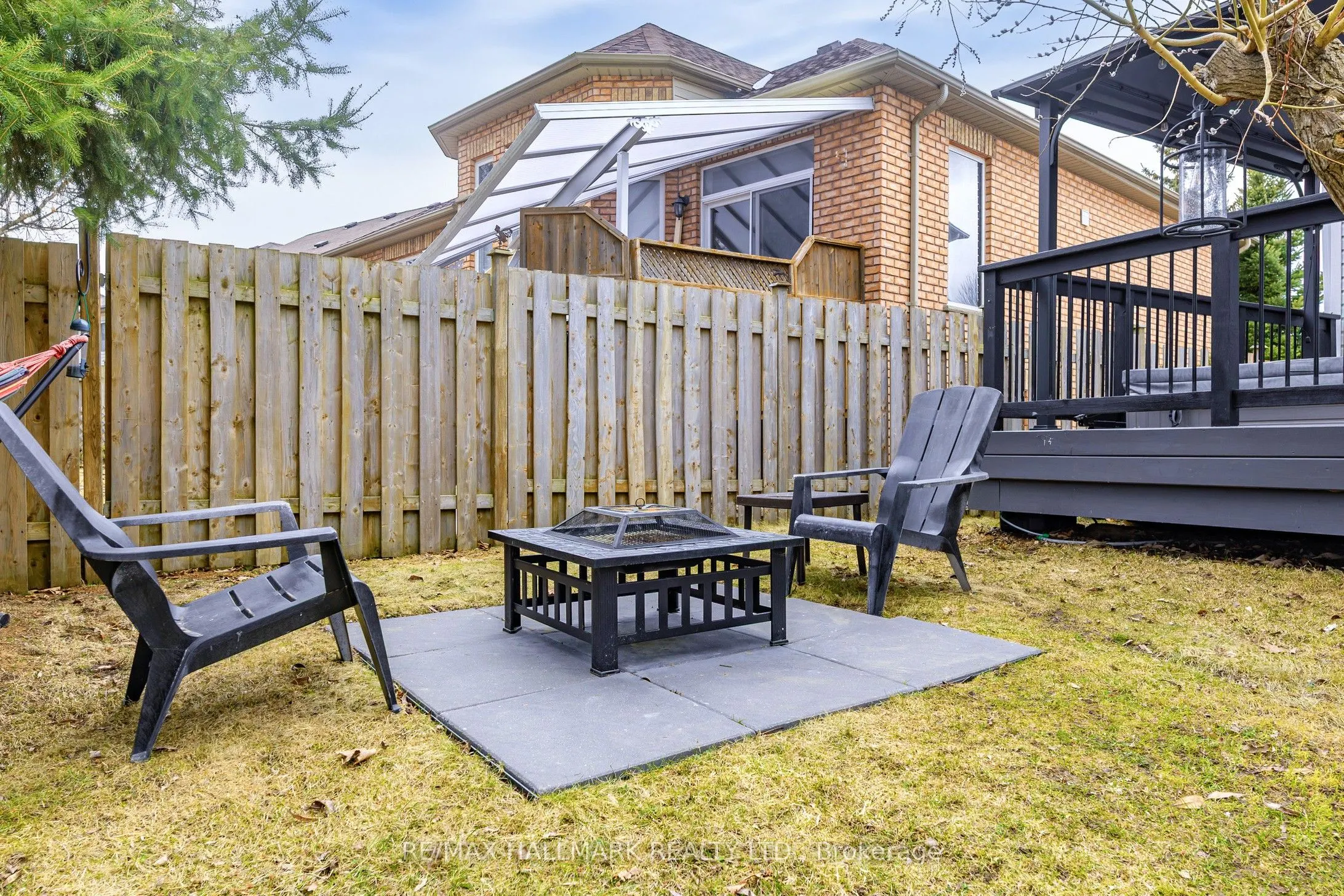 11 Kensington Trail