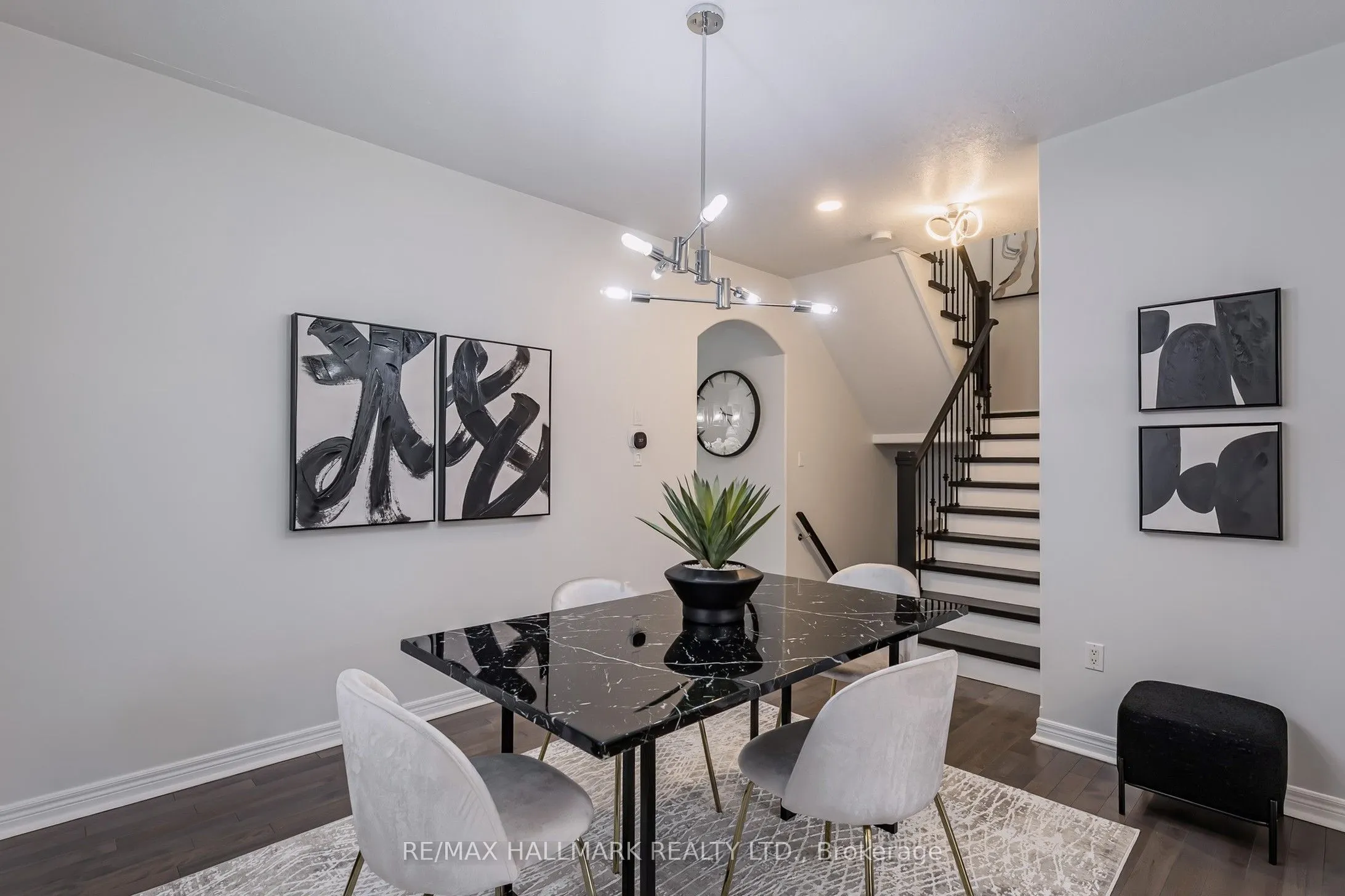 11 Kensington Trail
