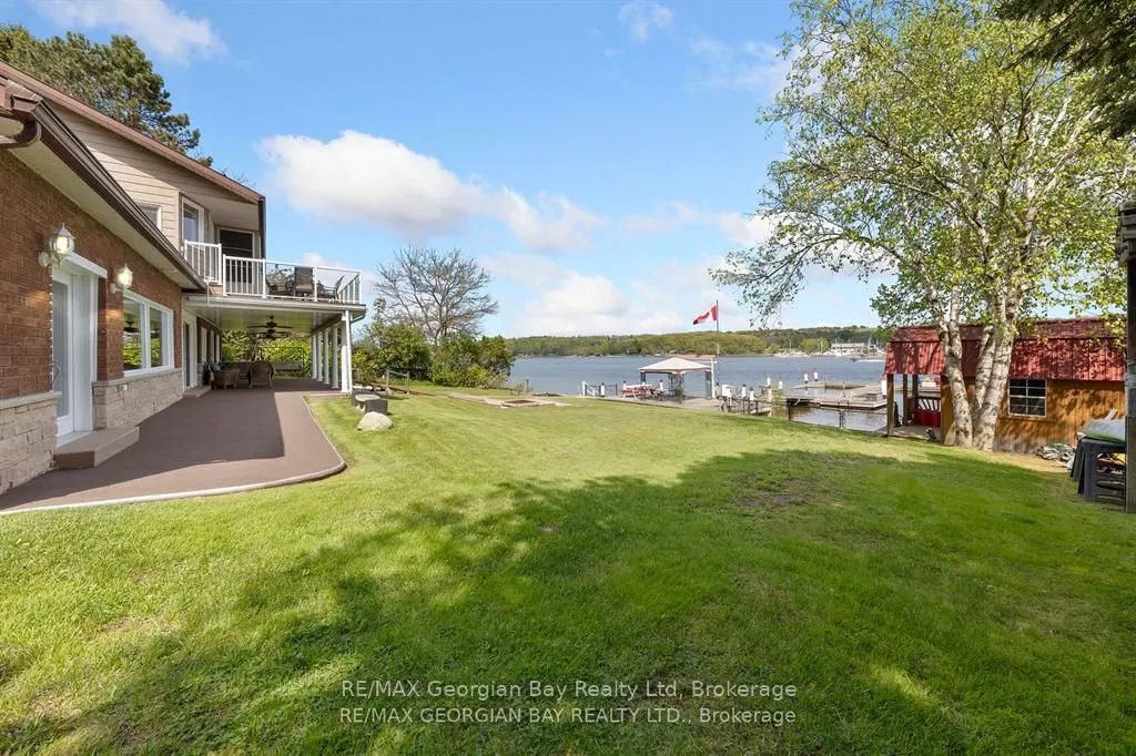 405 Champlain Road