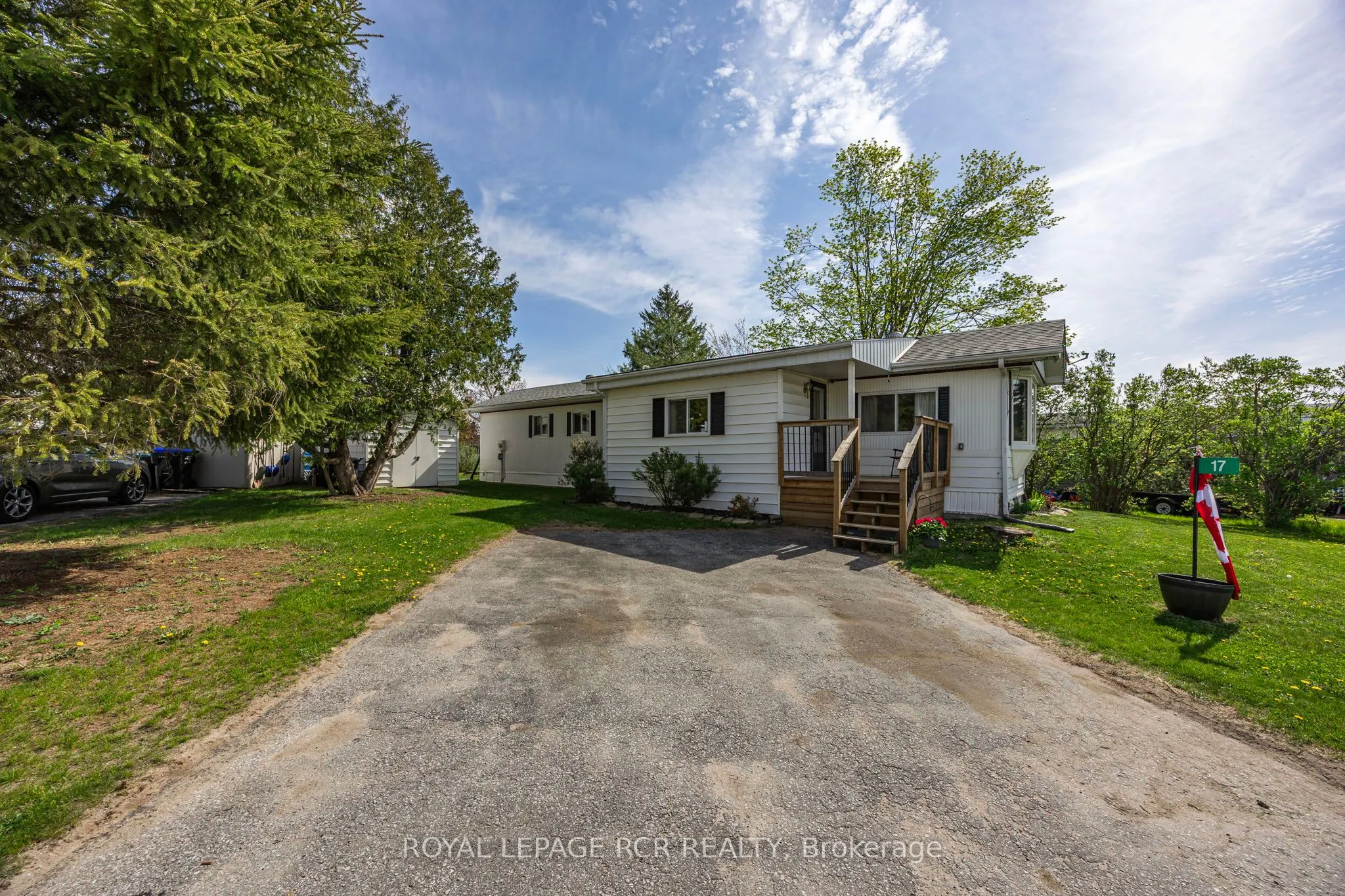 17 Balantrae Drive