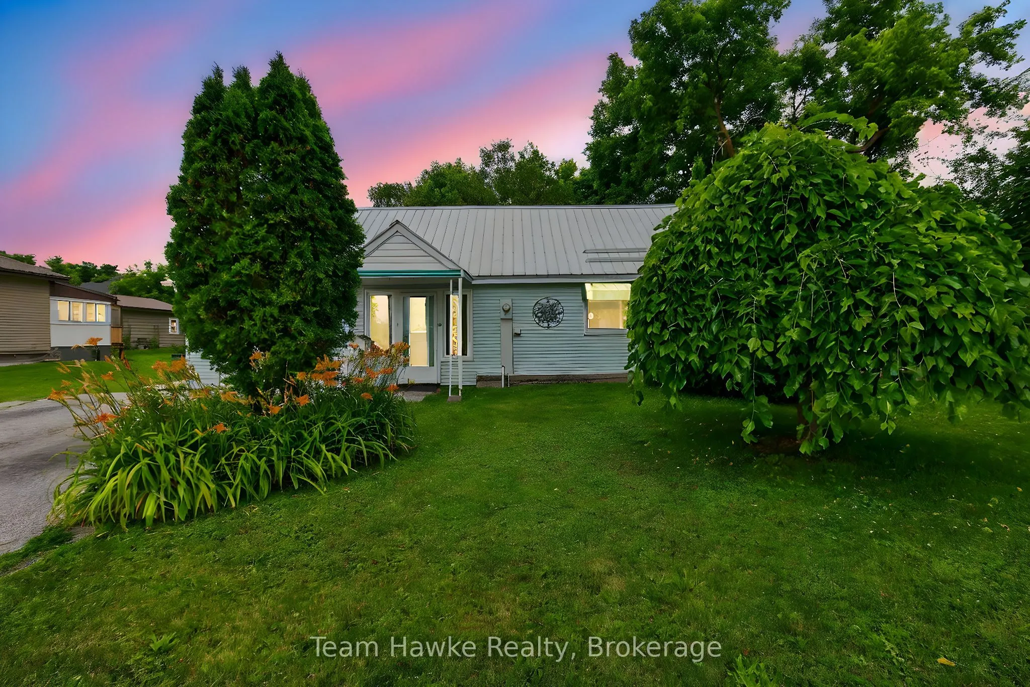 266 Barnett Avenue