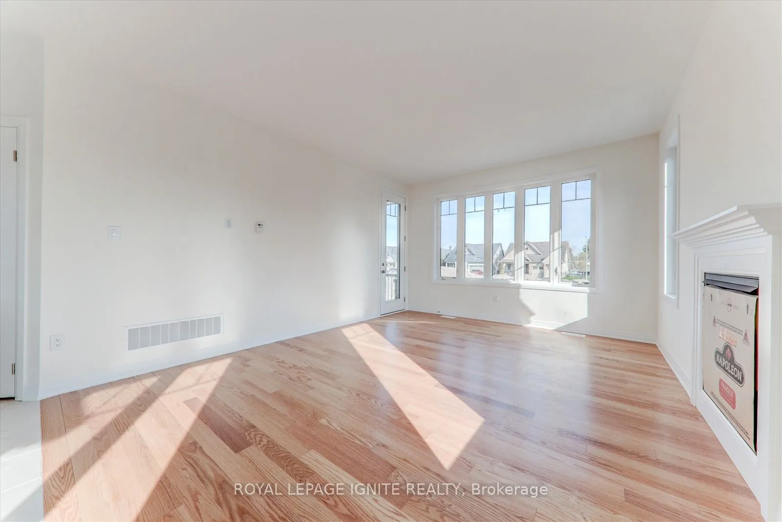 553 Hudson Crescent