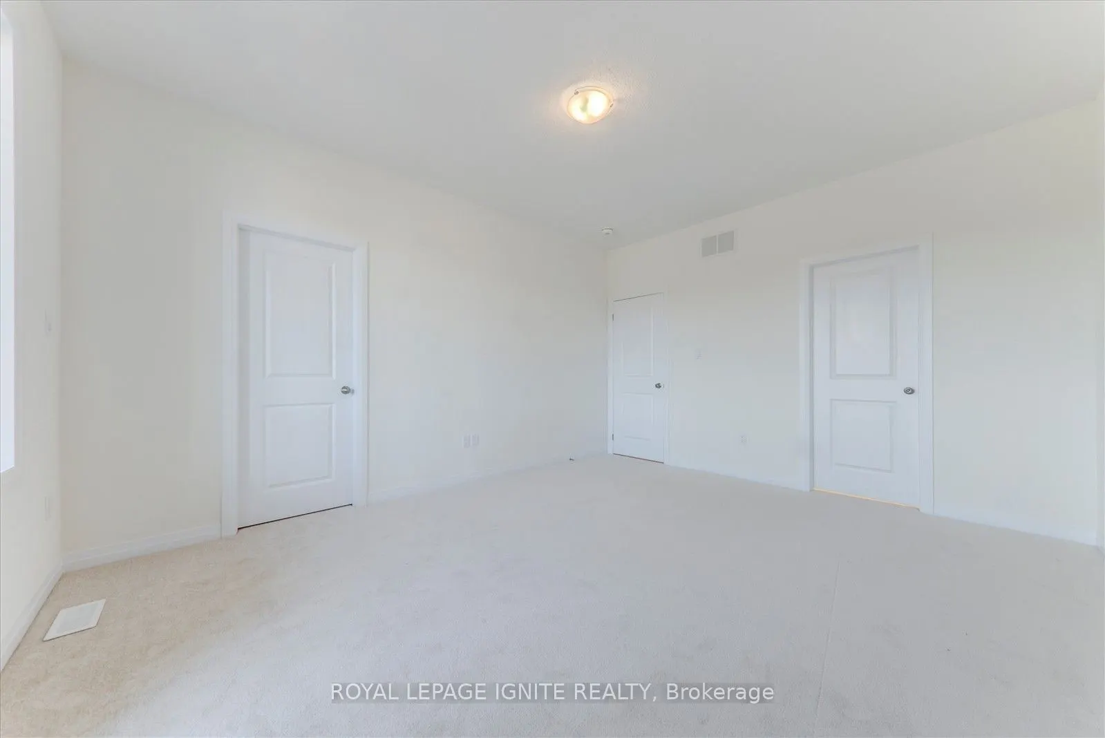 553 Hudson Crescent