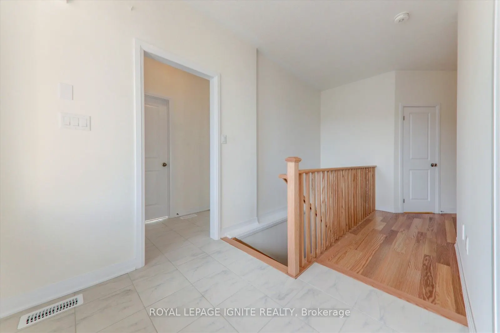 553 Hudson Crescent