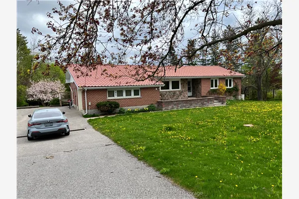 595 Big Bay Point Road E