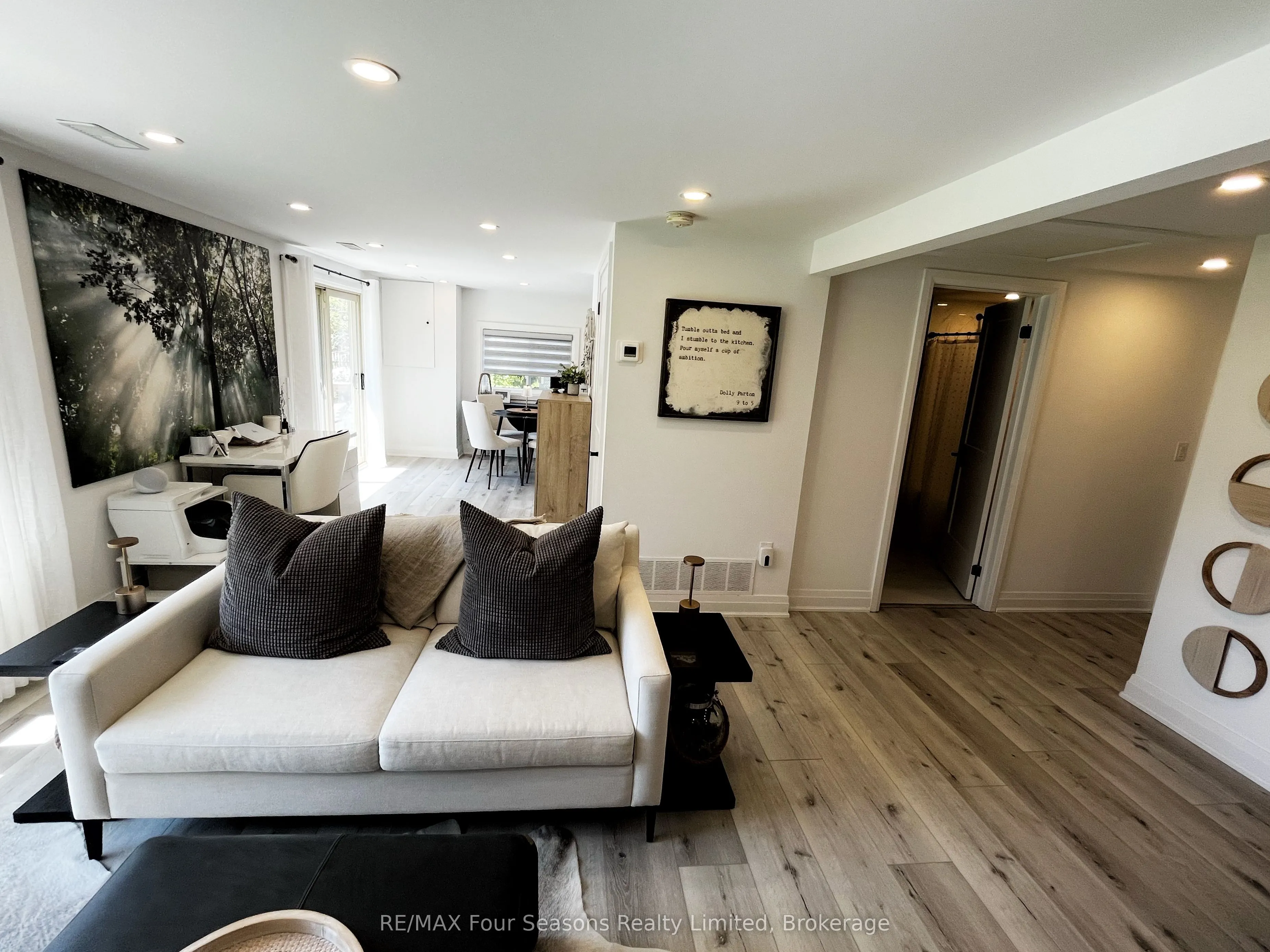 28 Betty Boulevard