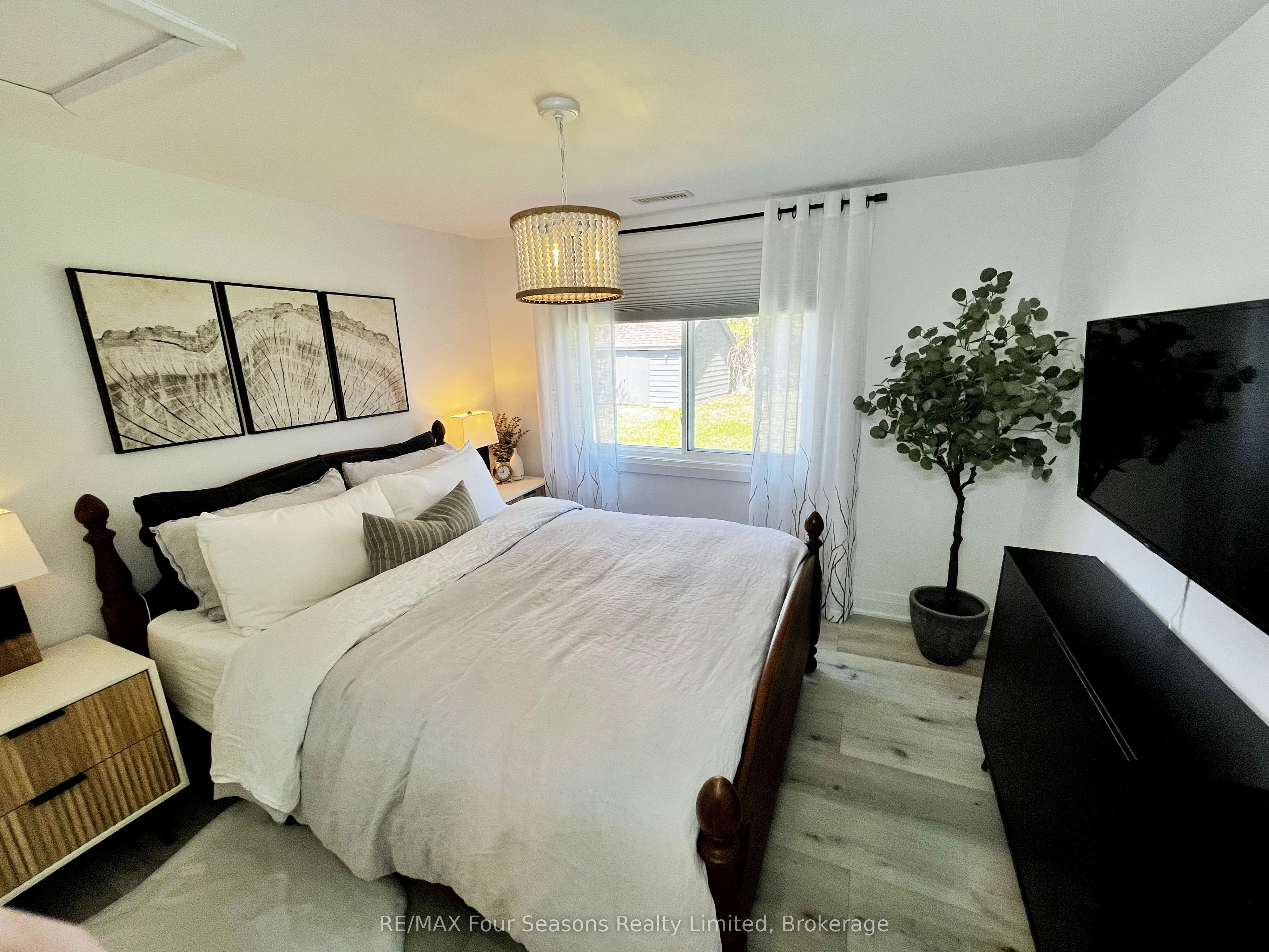 28 Betty Boulevard