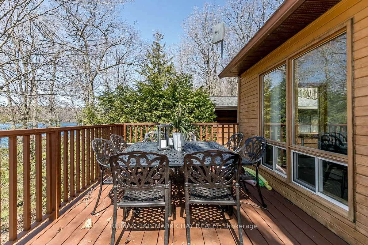 176 Farlain Lake Road E