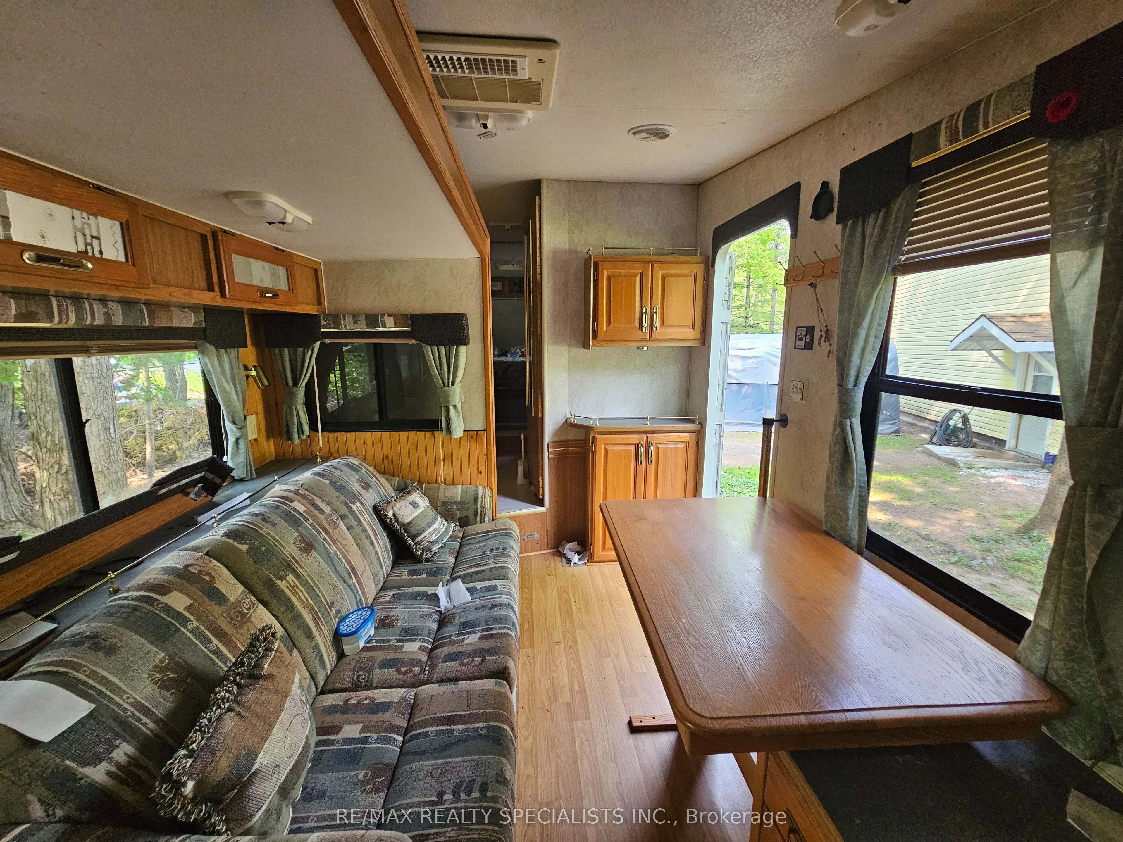 7468 Ash Crescent