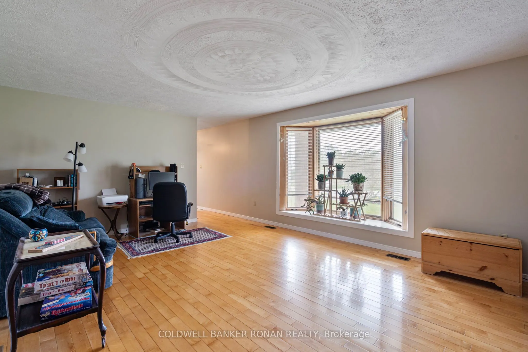 62 George Street E