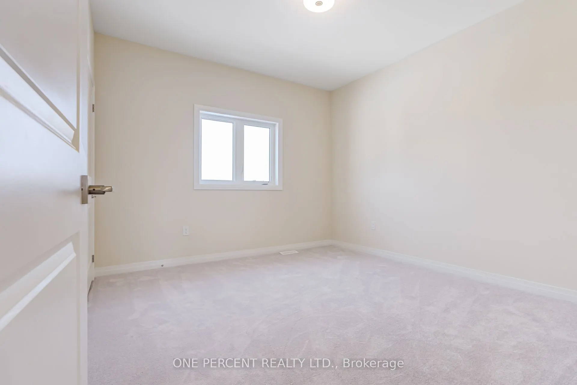 3769 Sunbank Crescent