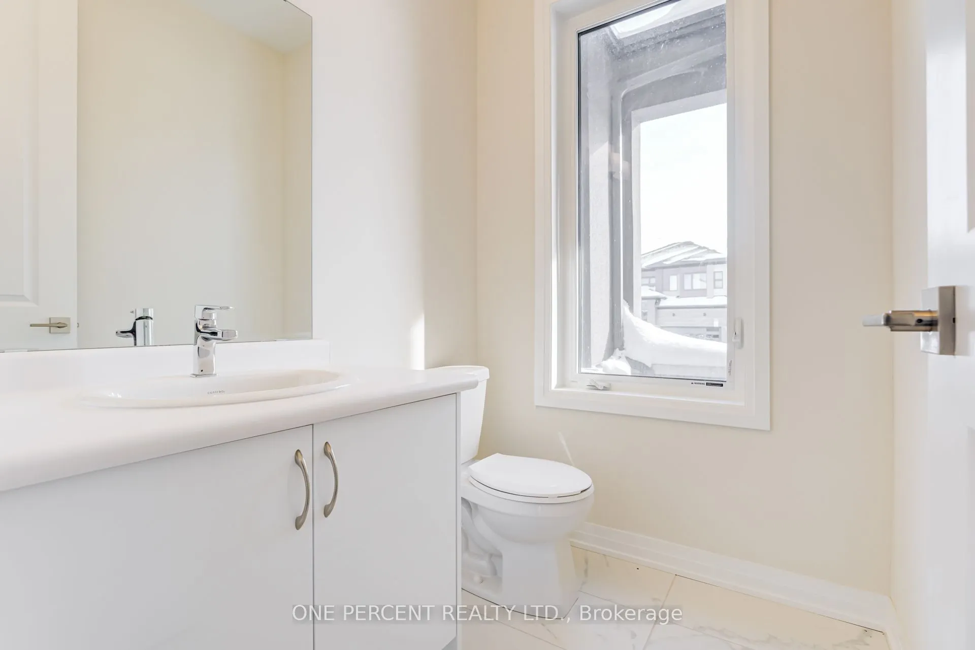 3769 Sunbank Crescent