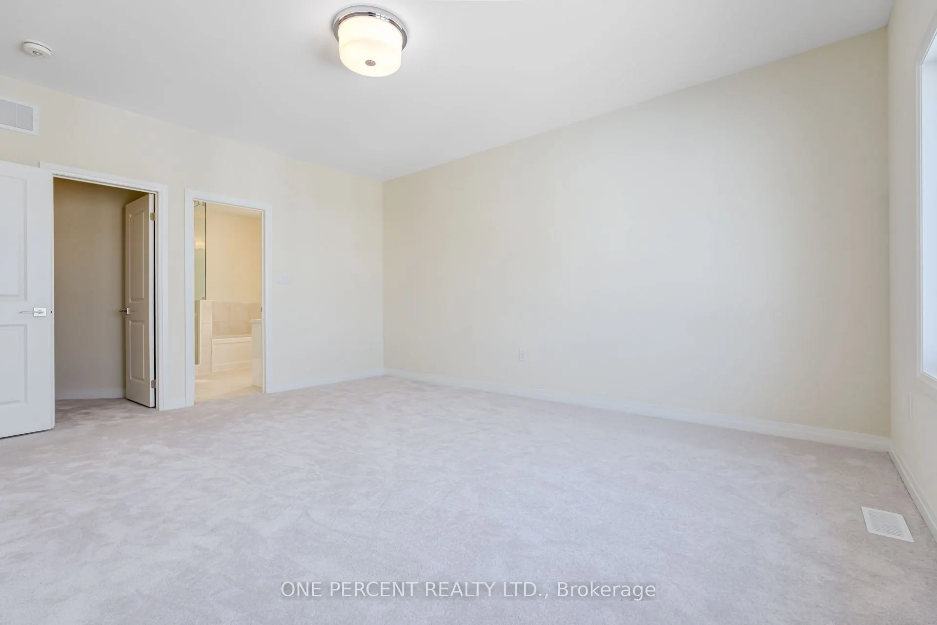 3769 Sunbank Crescent