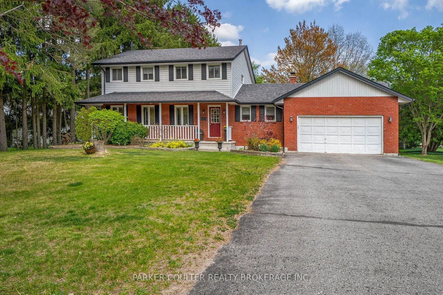 41 Lawrence Avenue