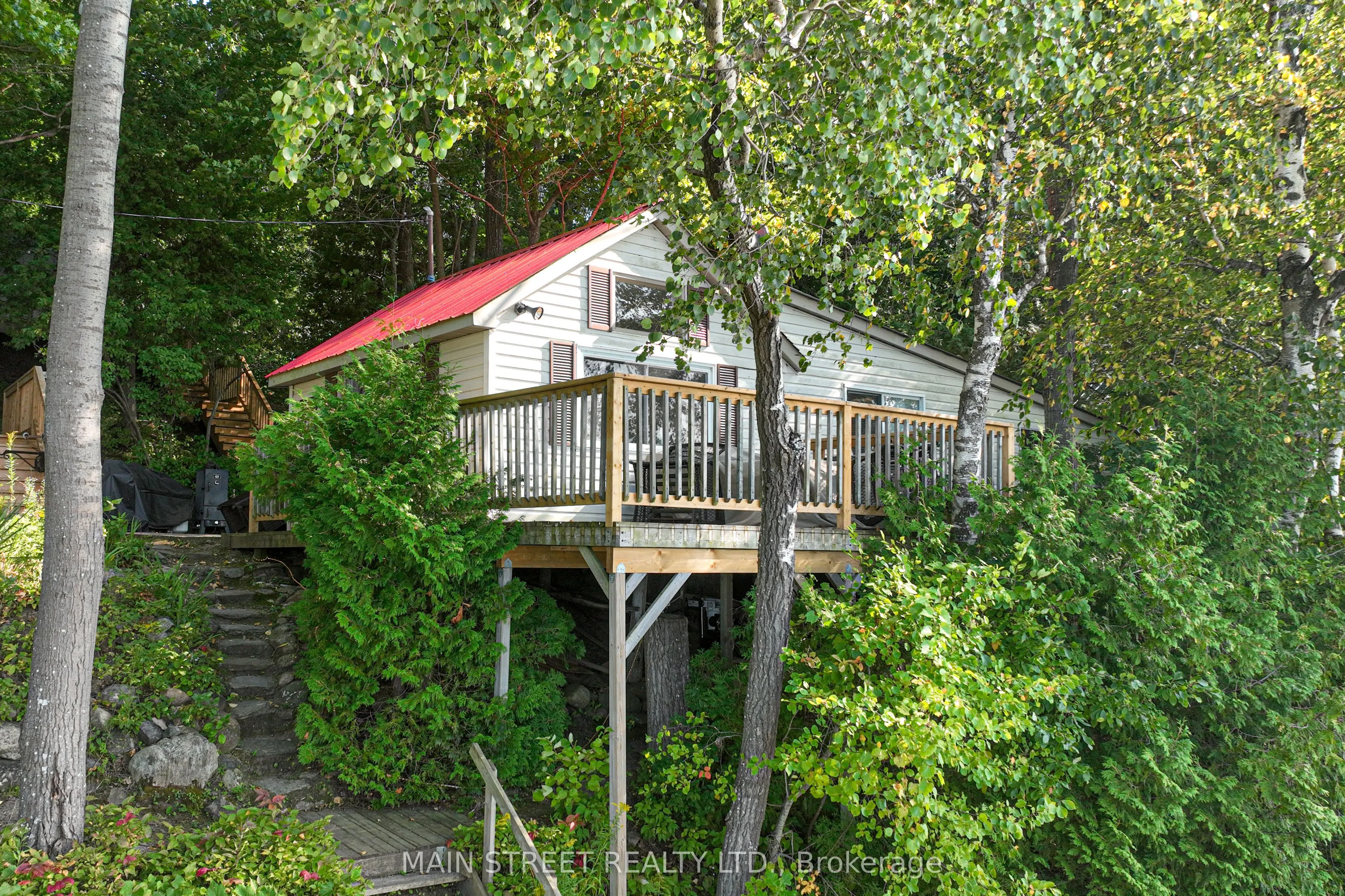 1316 Black Beach Lane