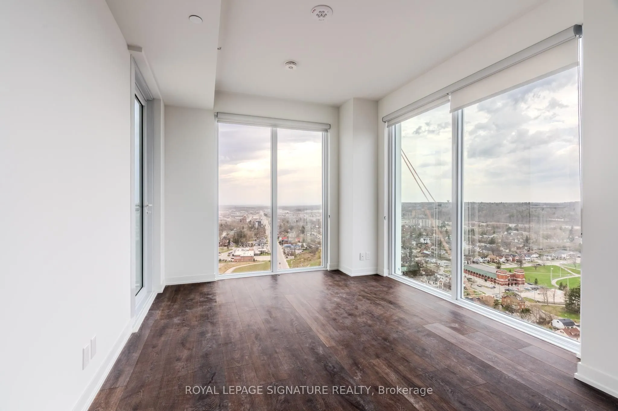 39 Mary Street, #2702