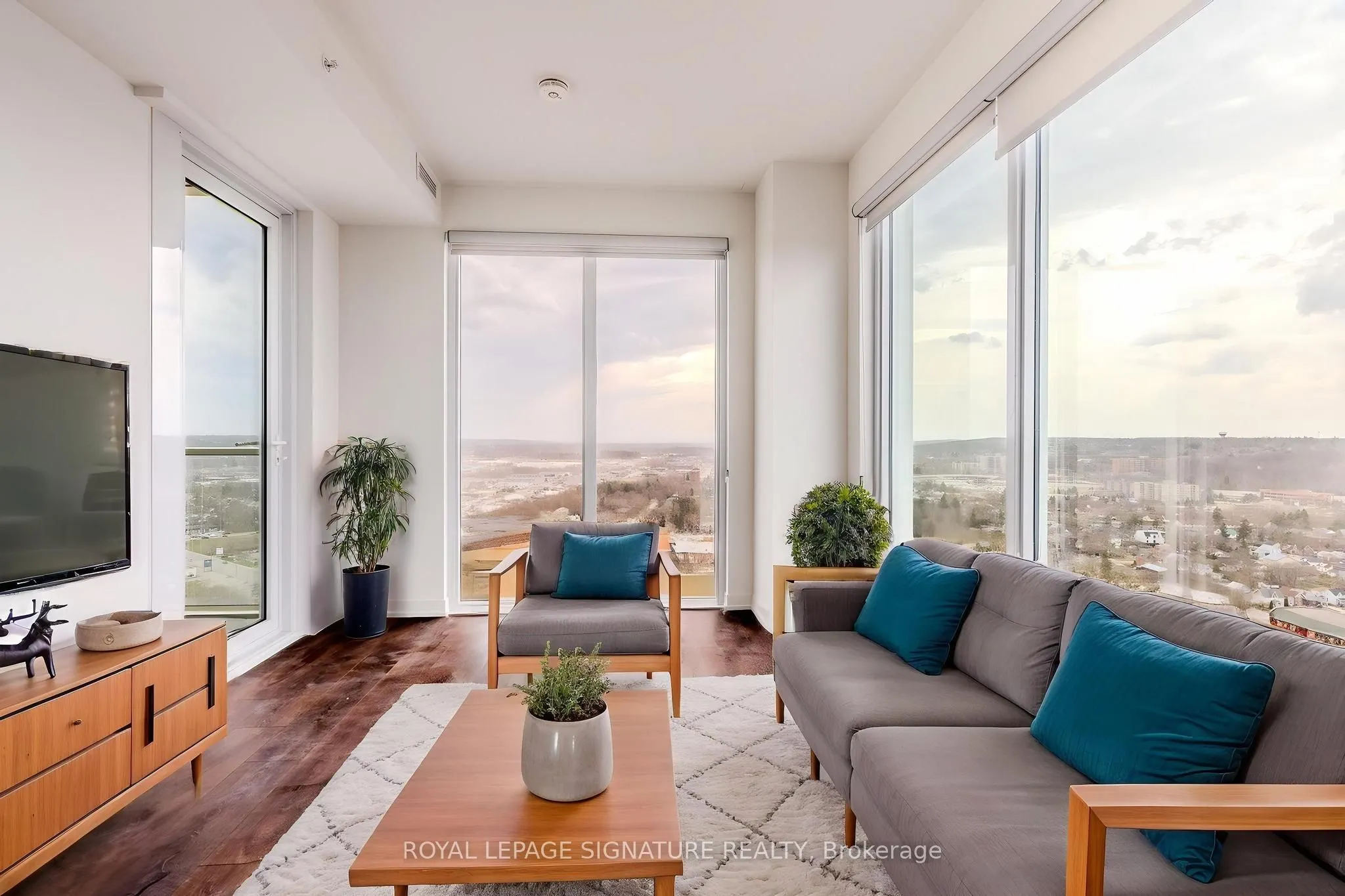 39 Mary Street, #2702