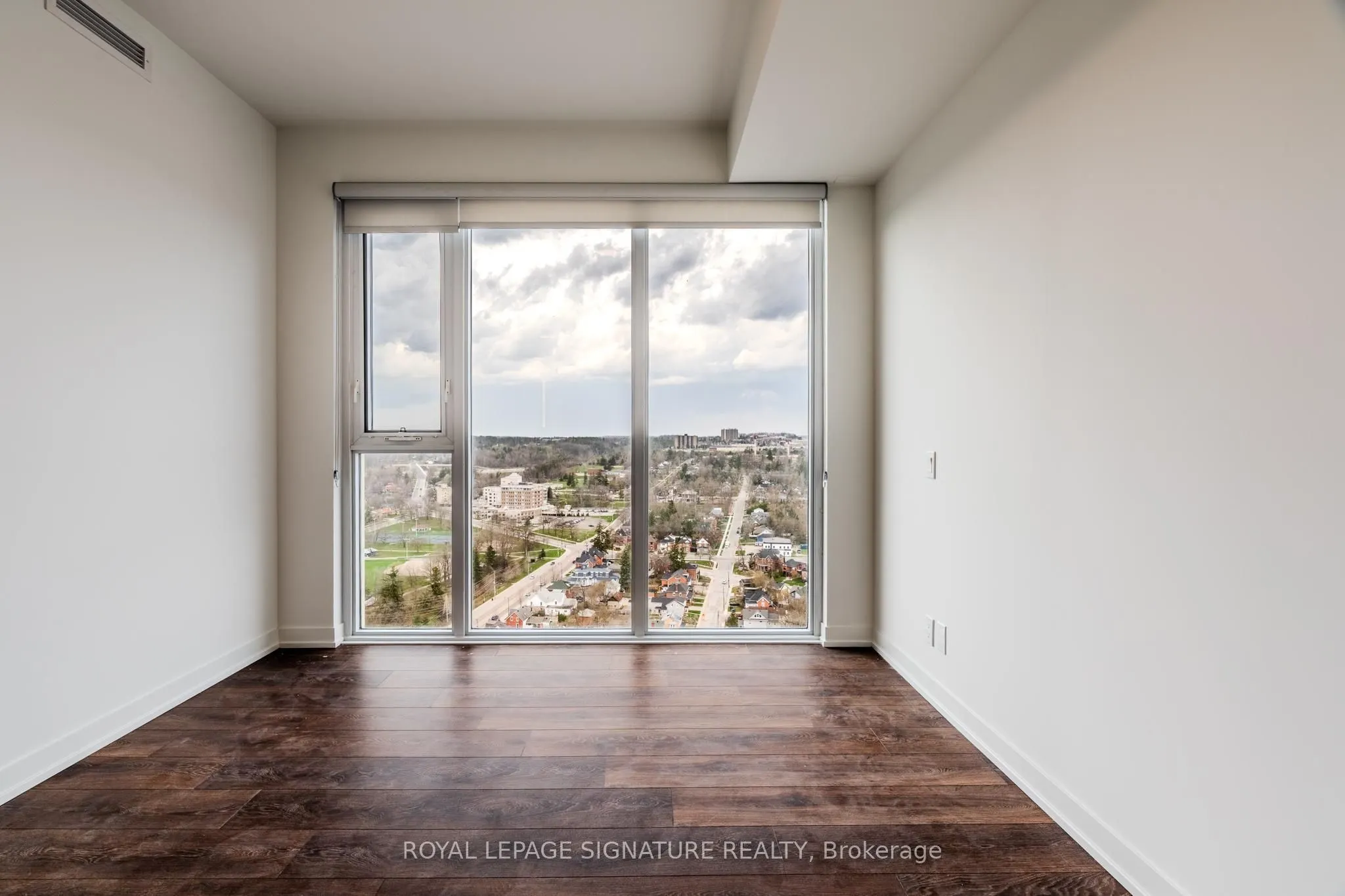 39 Mary Street, #2702