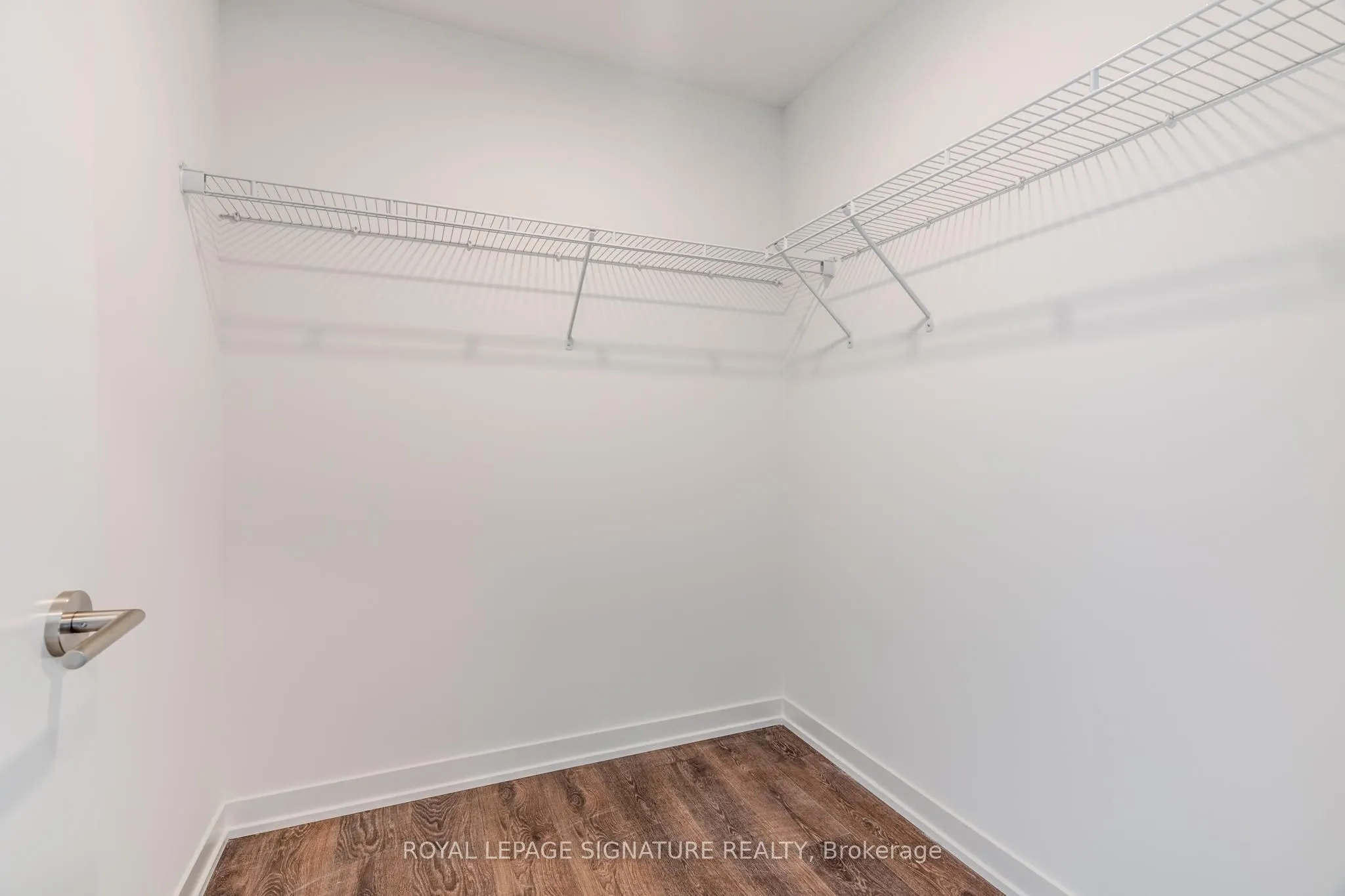 39 Mary Street, #2702