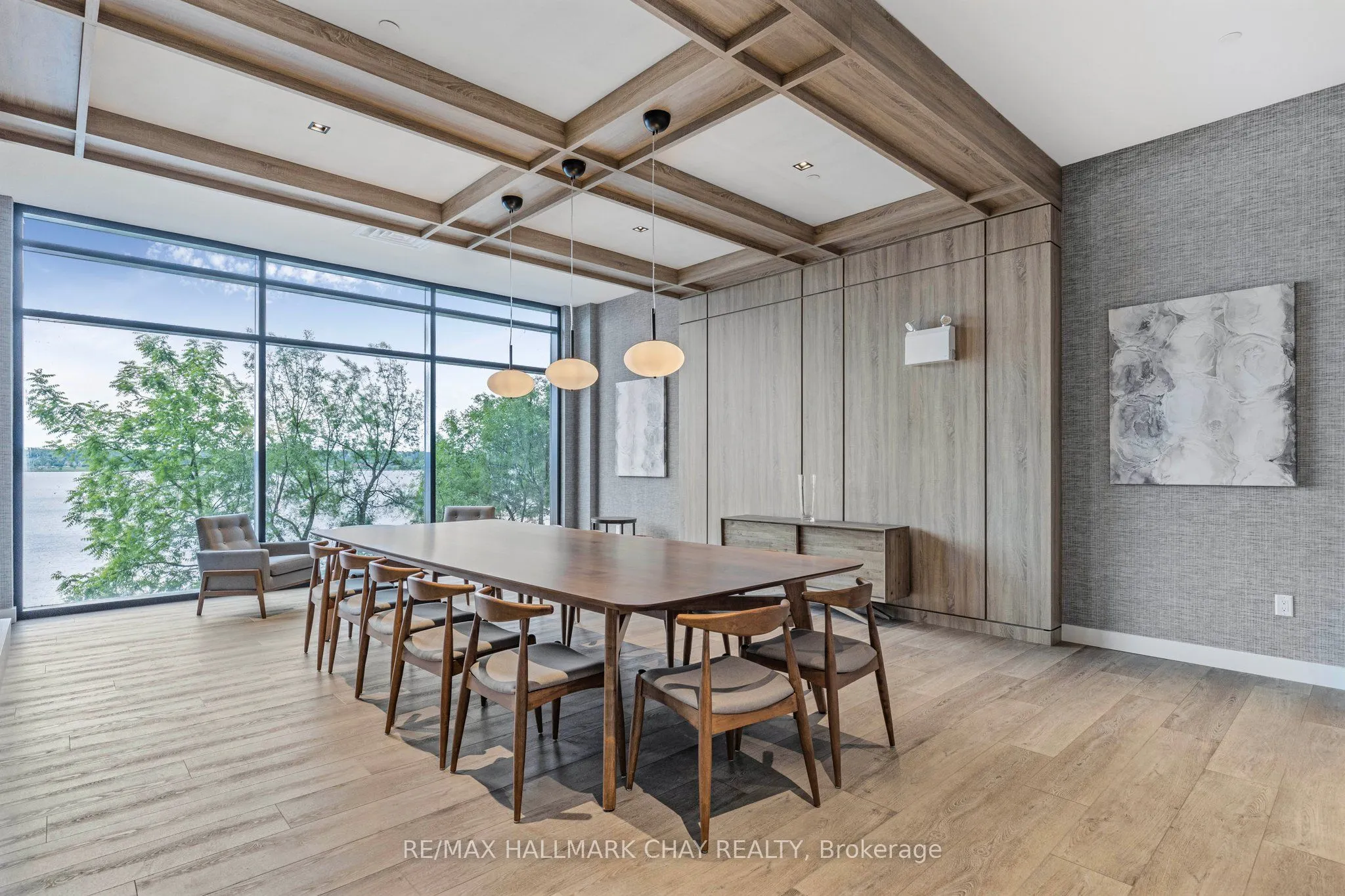 185 Dunlop Street E, #810