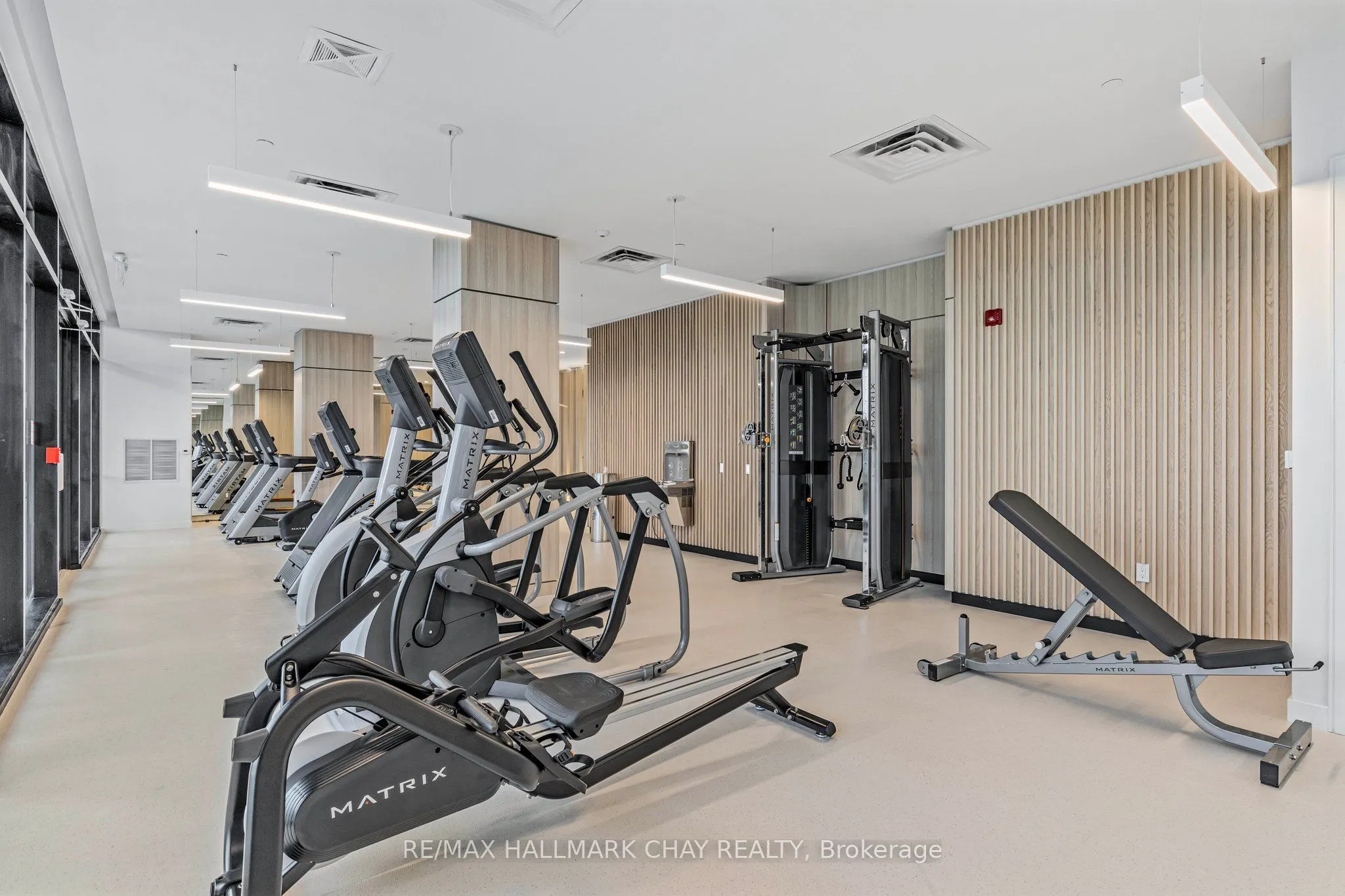 185 Dunlop Street E, #810
