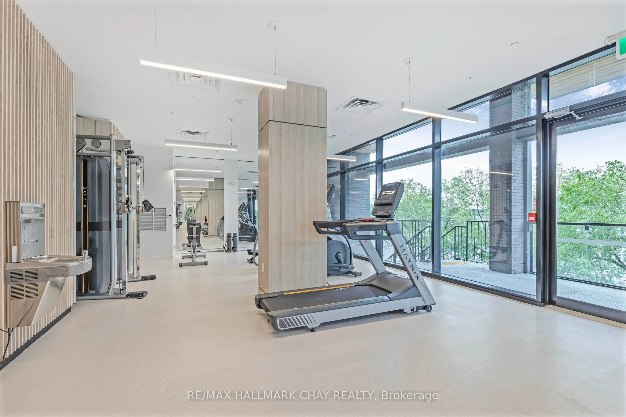 185 Dunlop Street E, #810