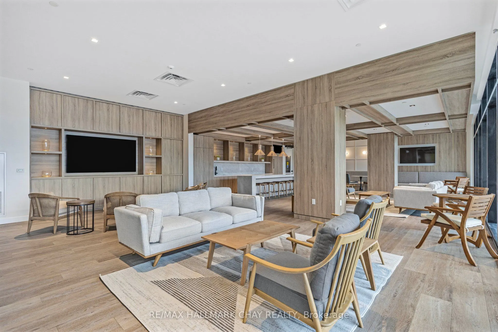 185 Dunlop Street E, #810