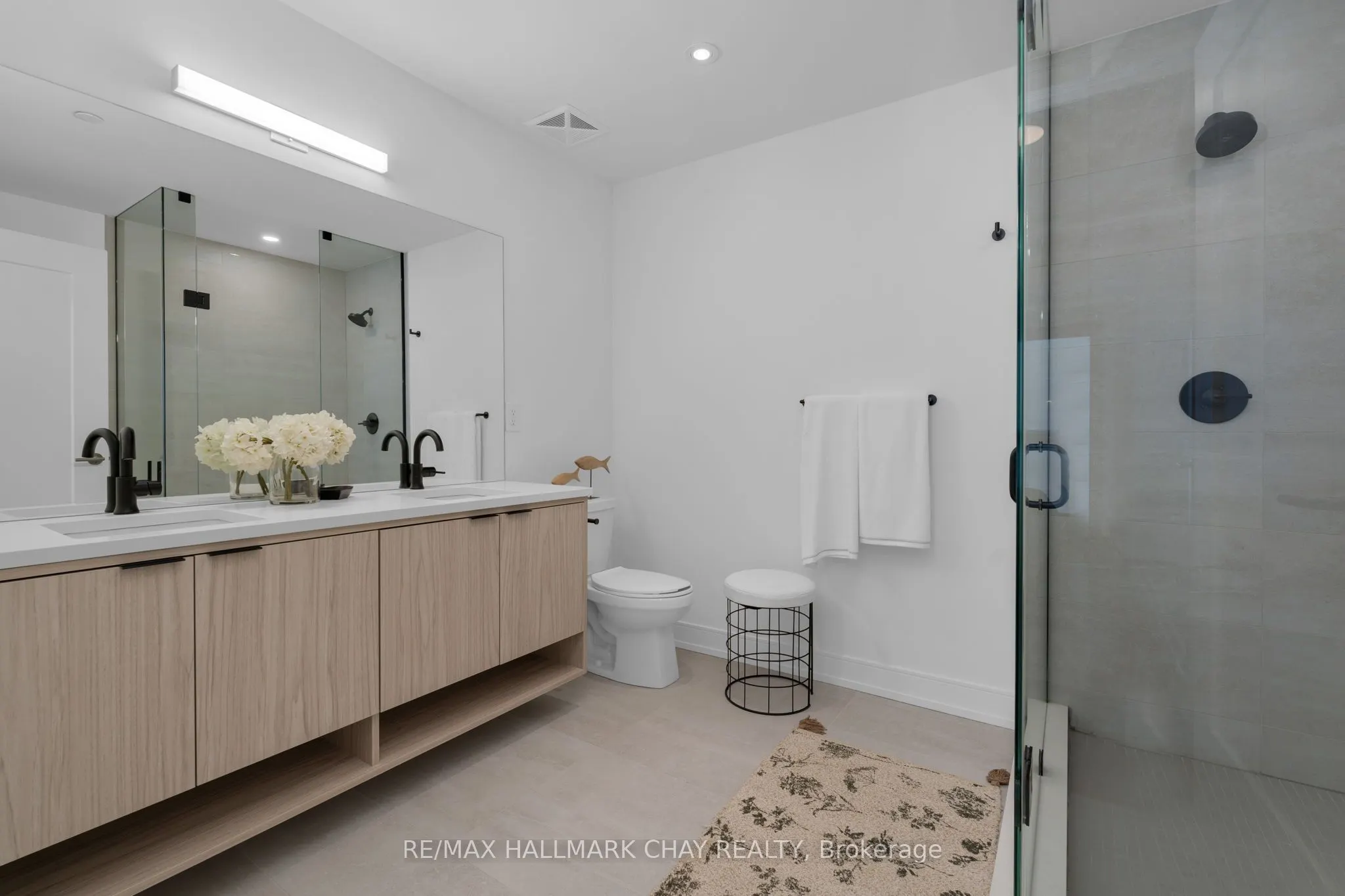 185 Dunlop Street E, #810