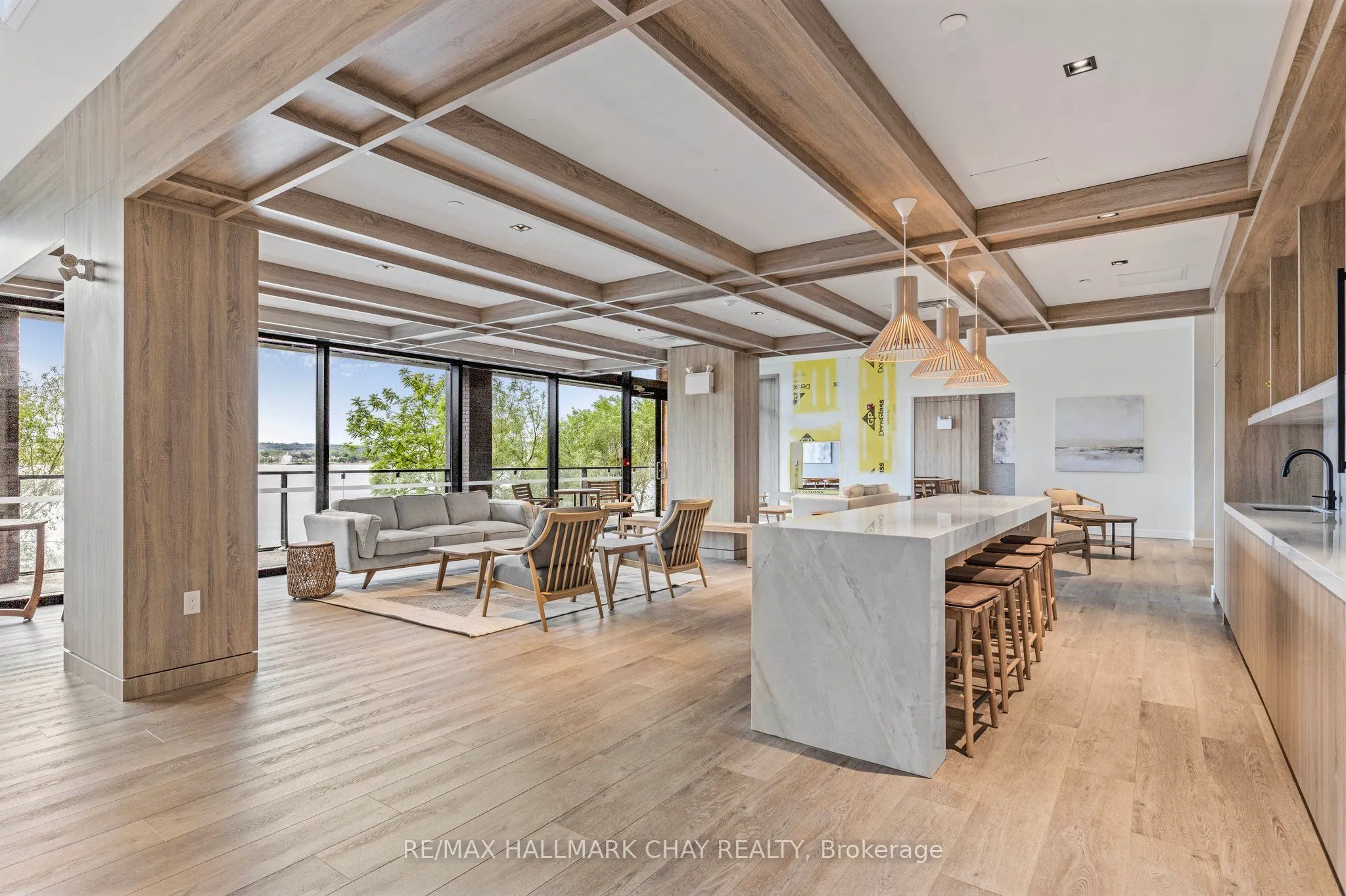 185 Dunlop Street E, #810