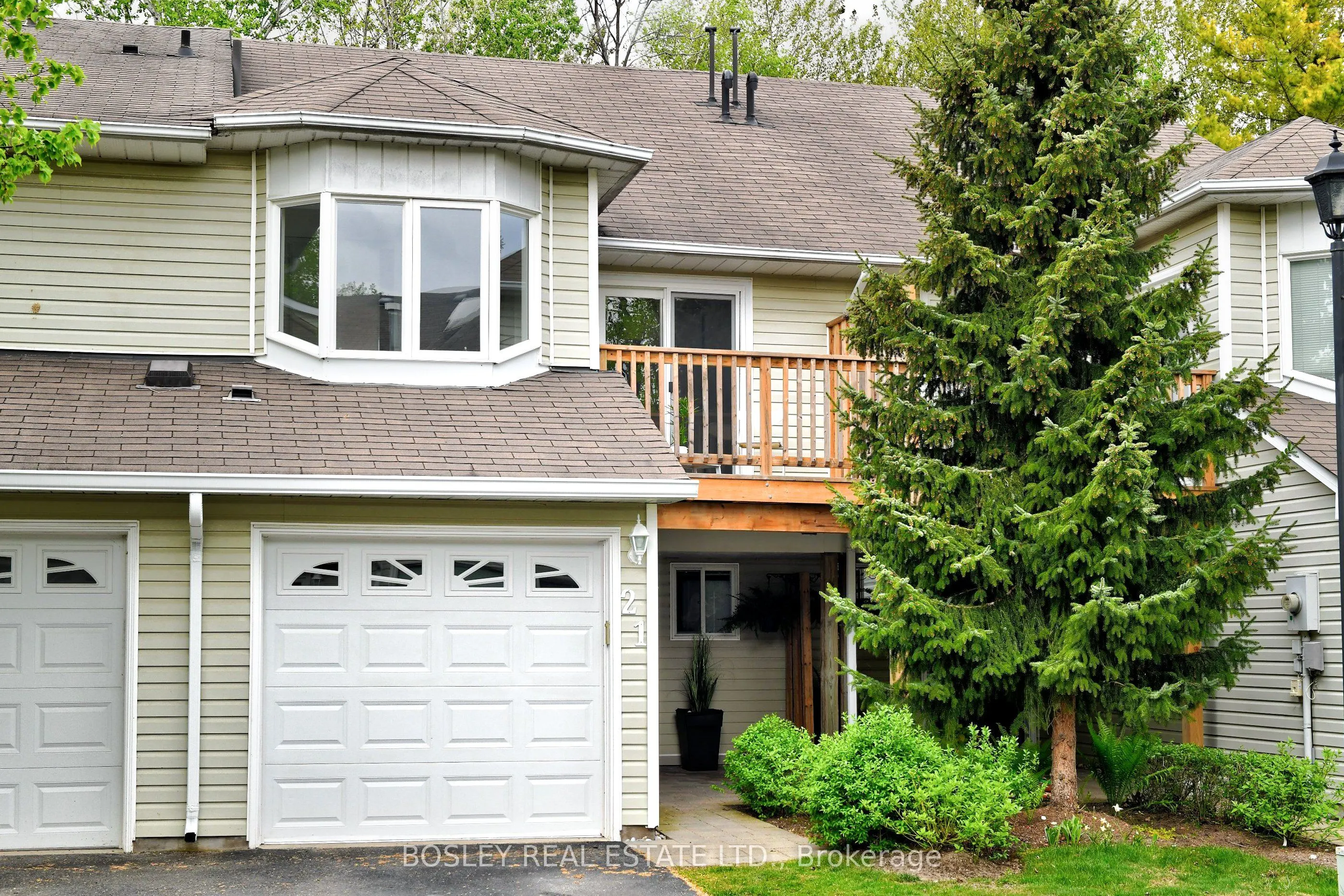 21 BARKER Boulevard, #21