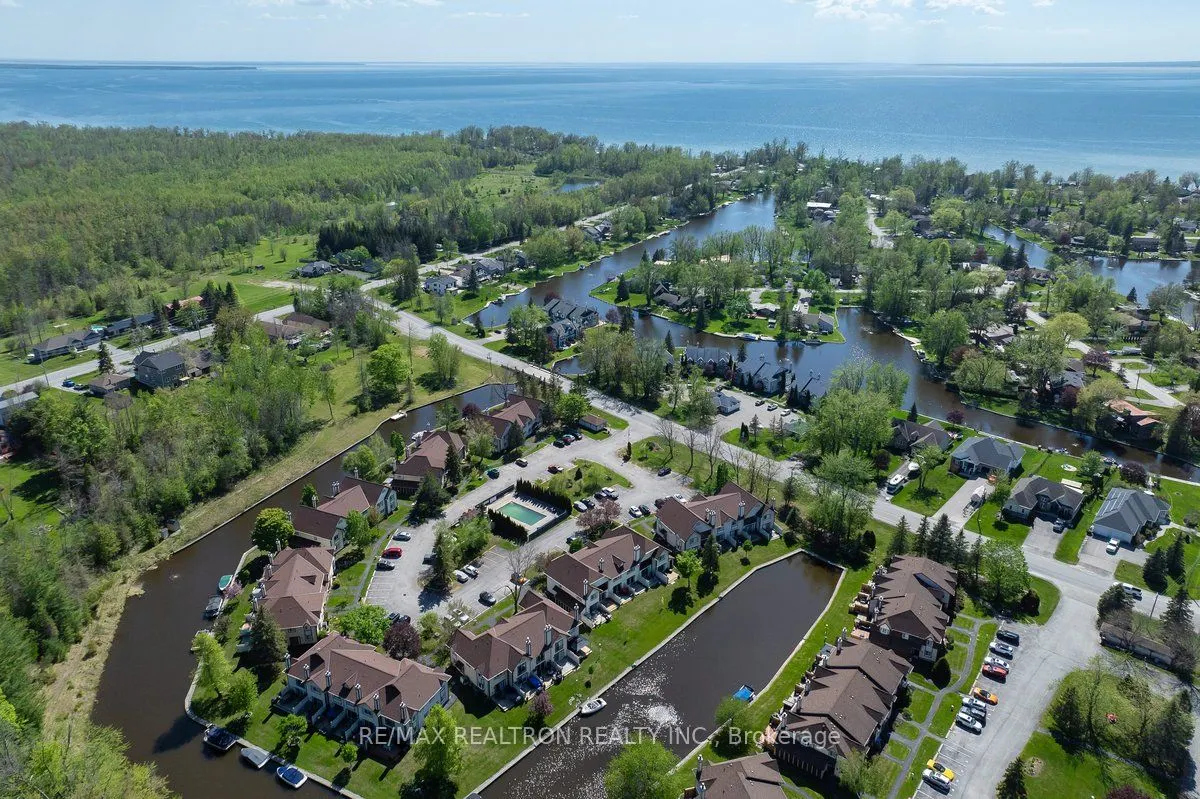 11 Laguna Parkway, #9