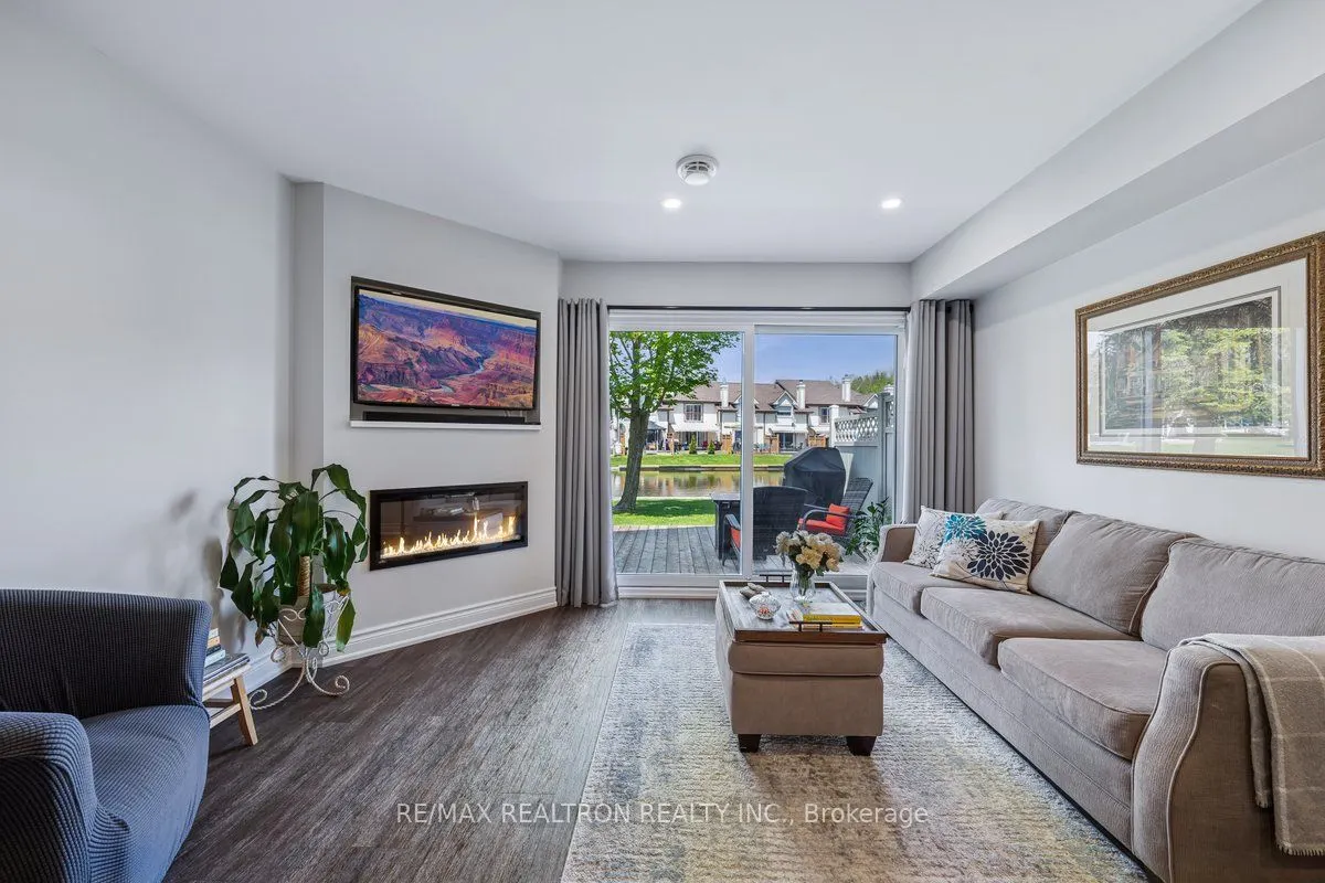 11 Laguna Parkway, #9