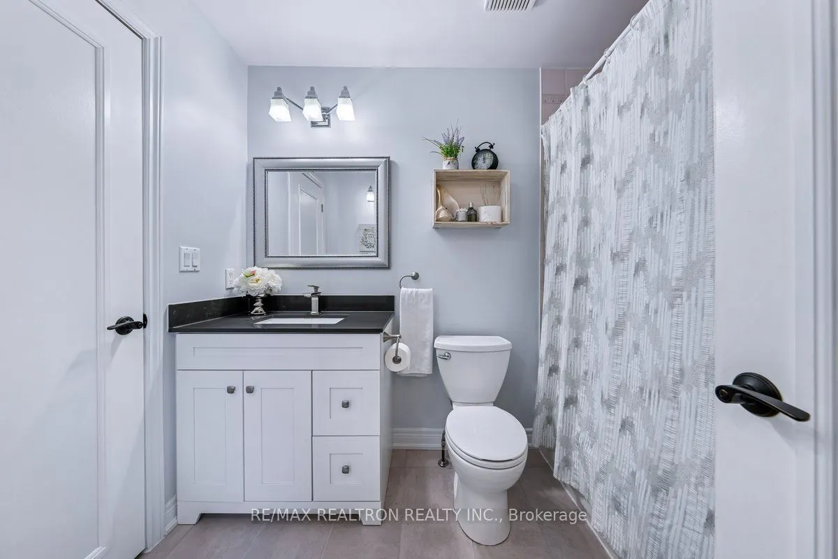 11 Laguna Parkway, #9