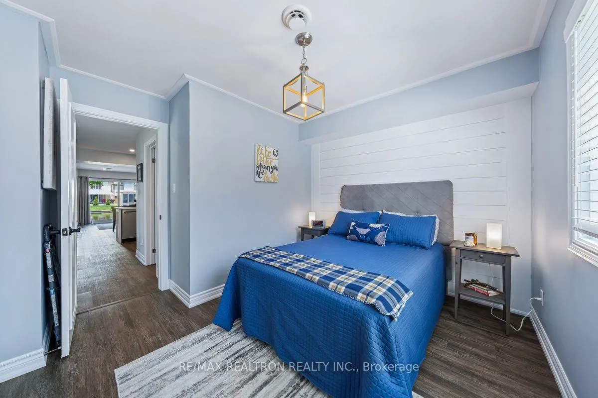 11 Laguna Parkway, #9