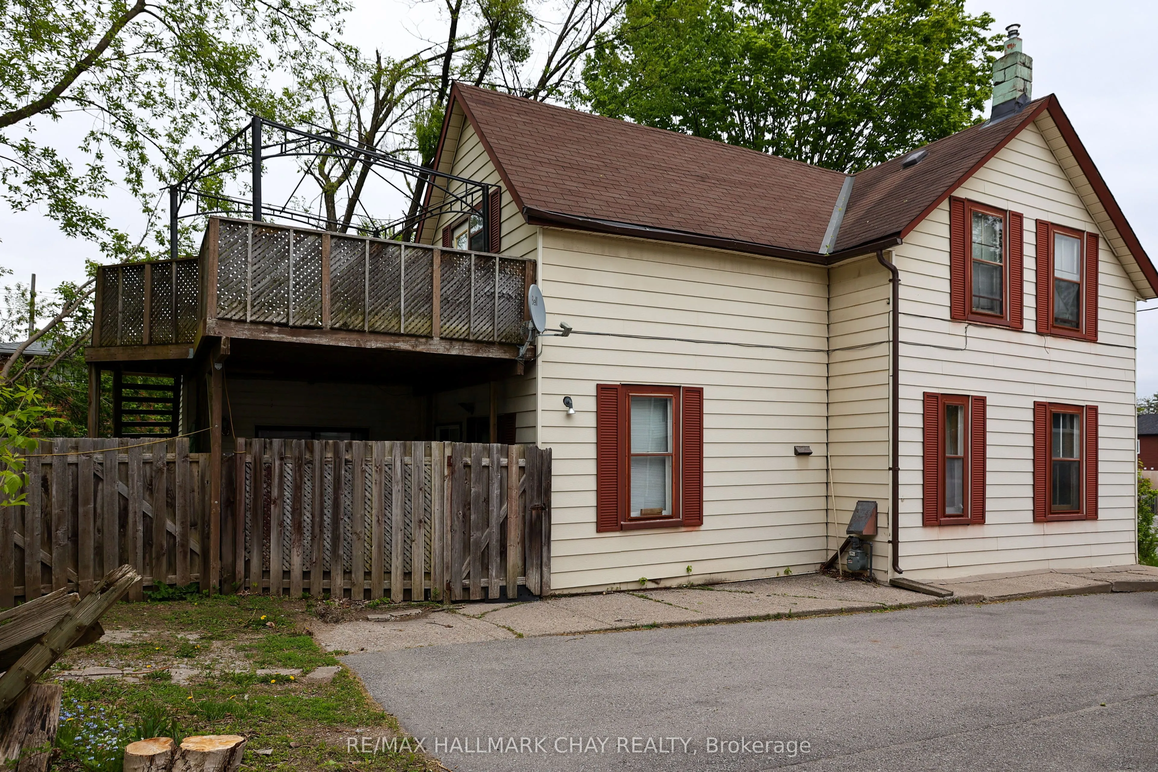 4 East Street