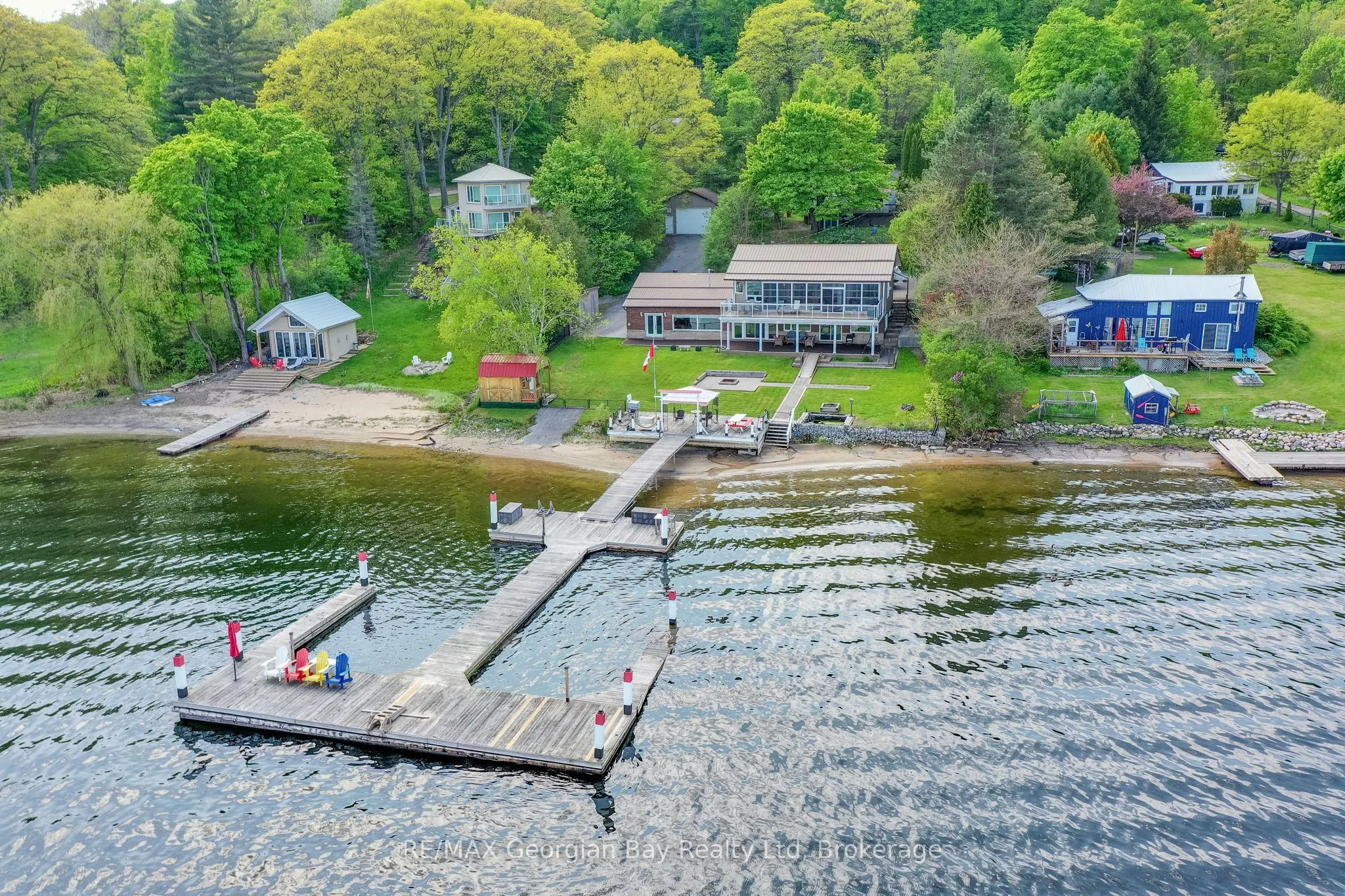405 Champlain Road