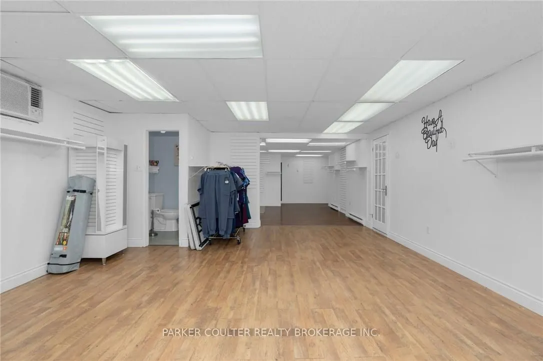 758 Yonge Street
