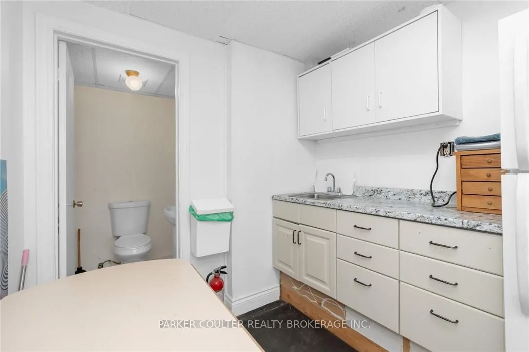 758 Yonge Street